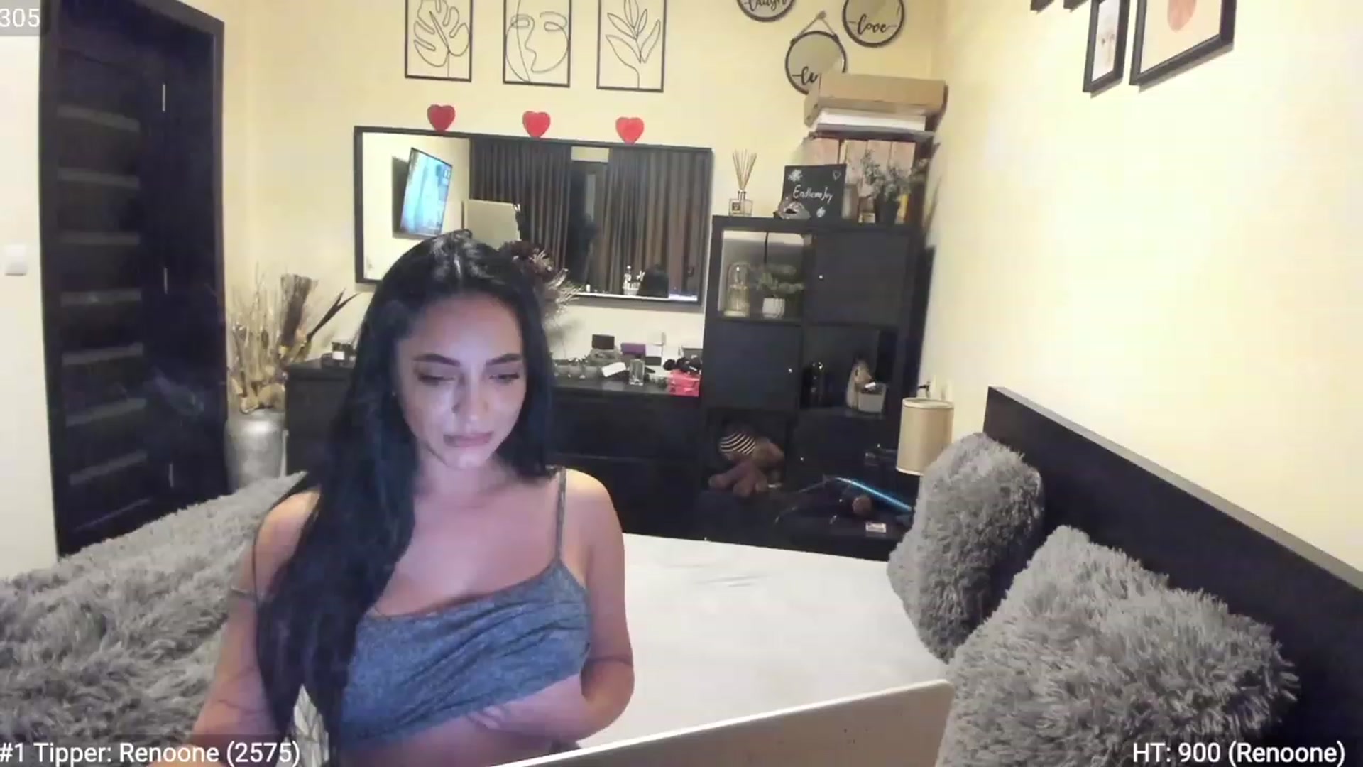 Gallery image thumbnail from EndlesssJoy's myfreecams stream on, 01/22/2023, 03:35 image 13 of 20