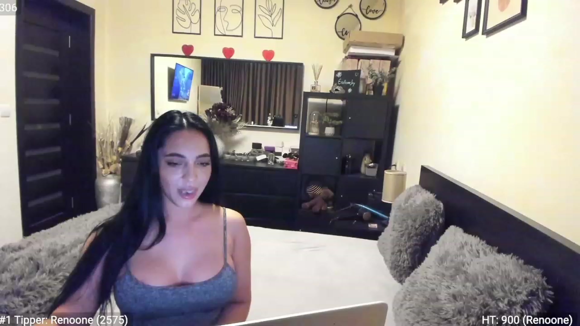 Gallery image thumbnail from EndlesssJoy's myfreecams stream on, 01/22/2023, 03:35 image 17 of 20