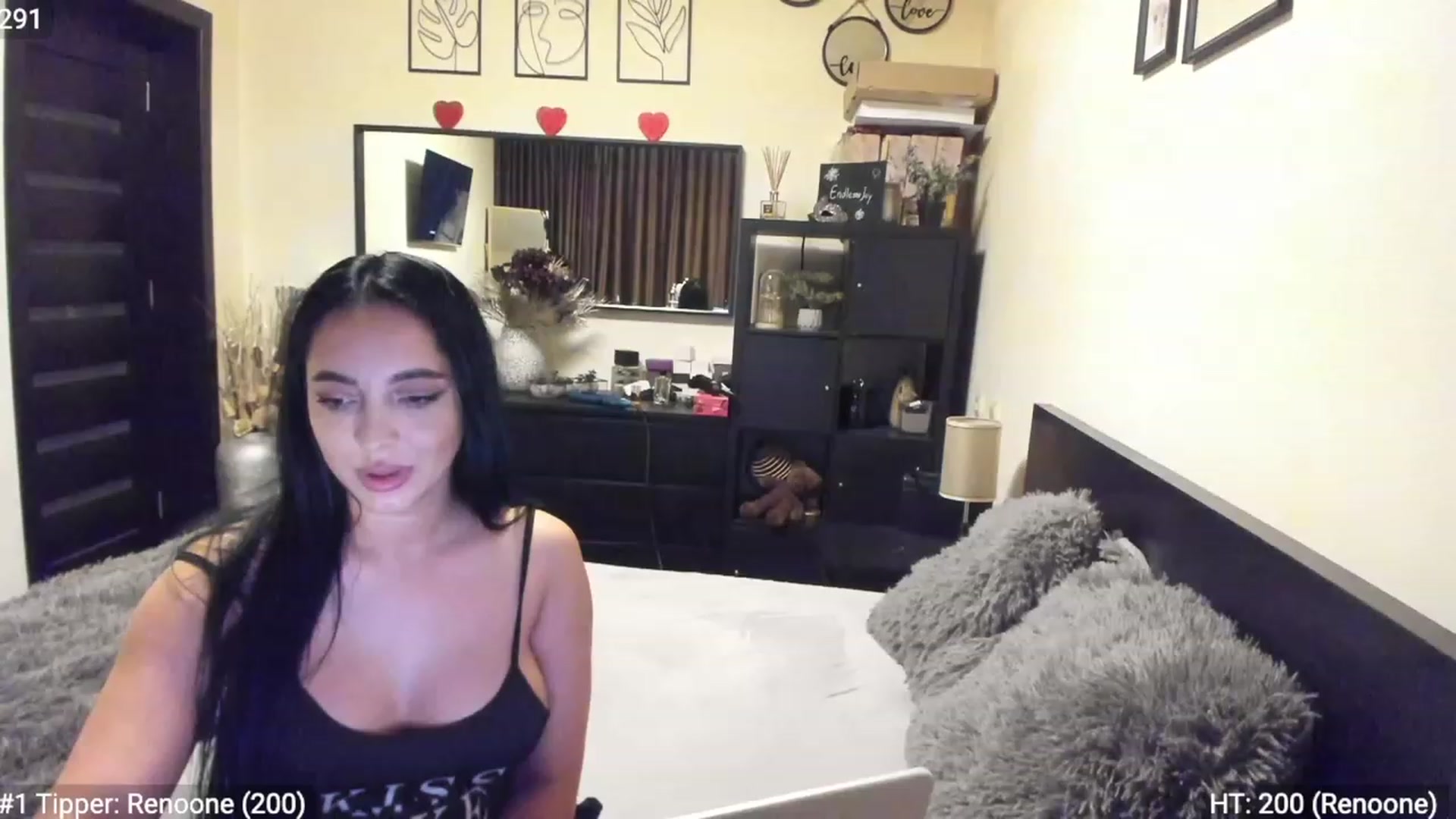 Gallery image thumbnail from EndlesssJoy's myfreecams stream on, 01/23/2023, 03:17 image 13 of 20