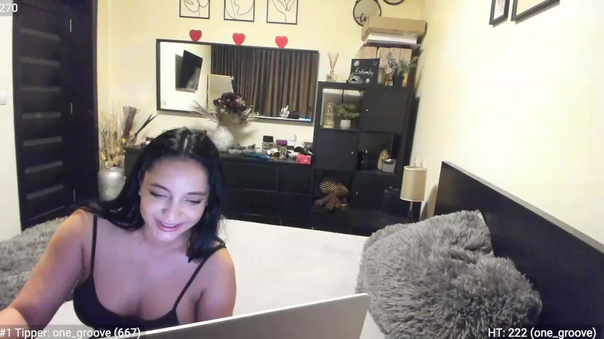 Gallery image thumbnail from EndlesssJoy's myfreecams stream on, 01/23/2023, 06:23 image 18 of 20