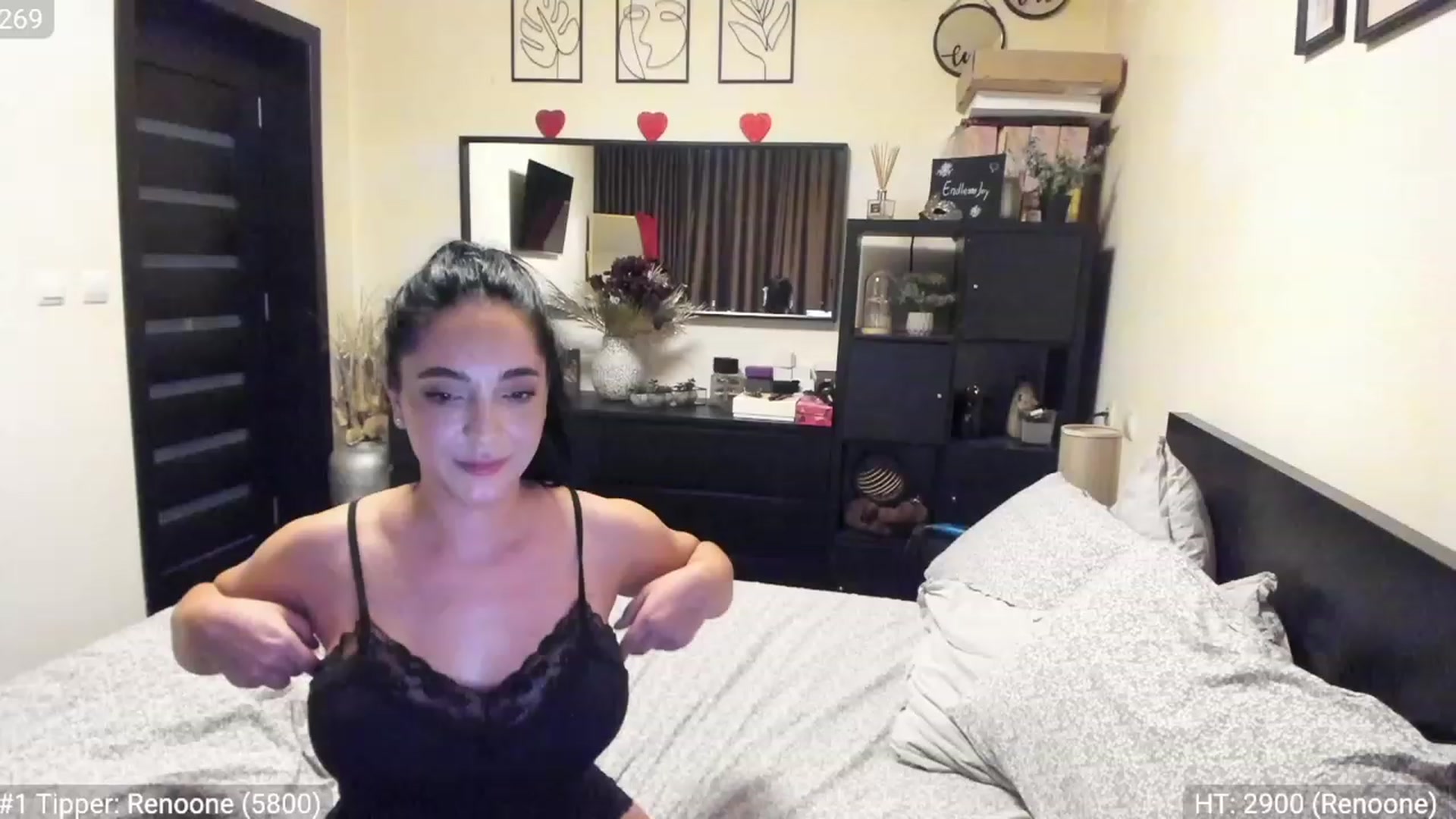Gallery image thumbnail from EndlesssJoy's myfreecams stream on, 01/29/2023, 07:45 image 12 of 20