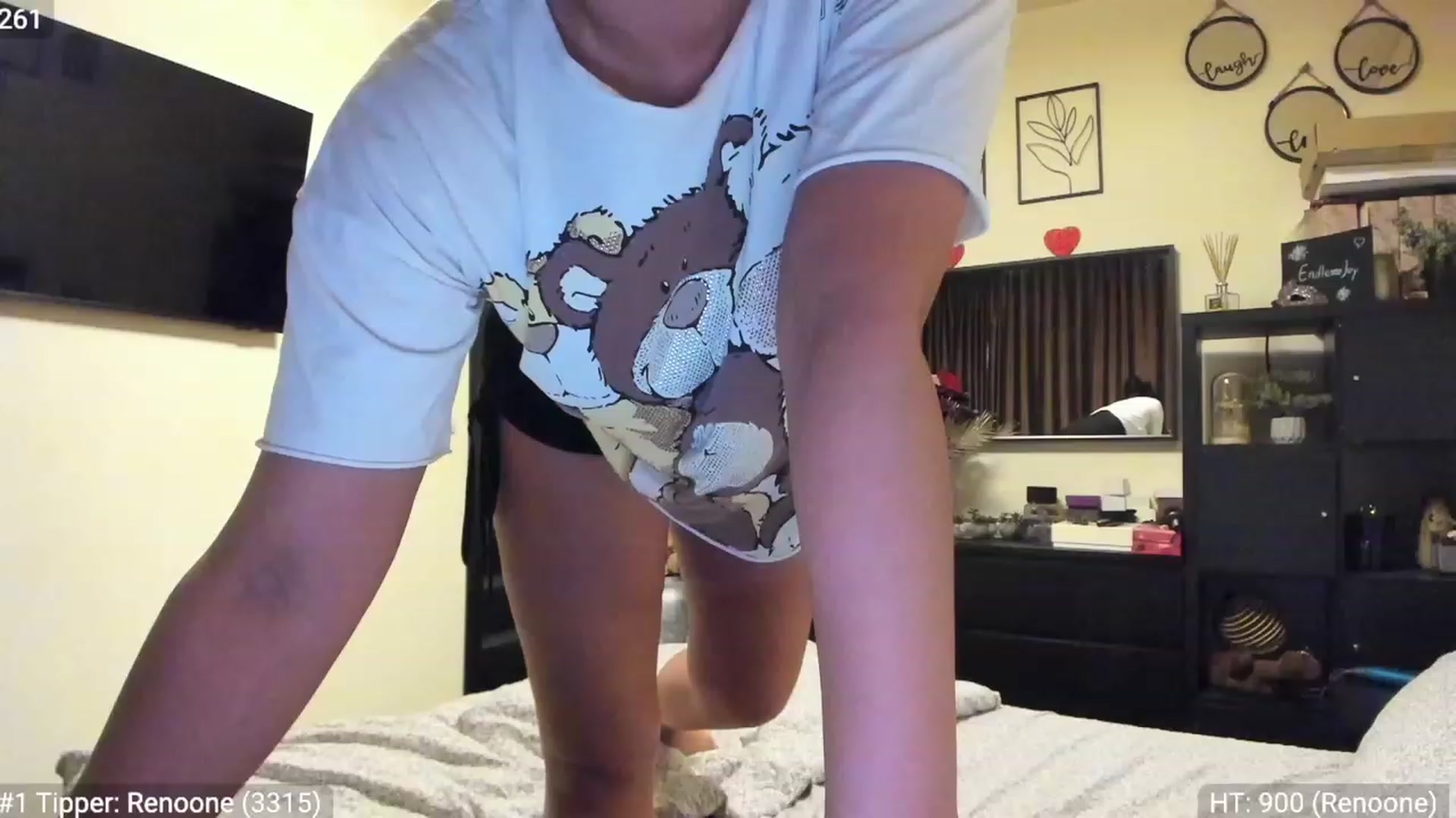 Gallery image thumbnail from EndlesssJoy's myfreecams stream on, 01/30/2023, 06:48 image 10 of 20