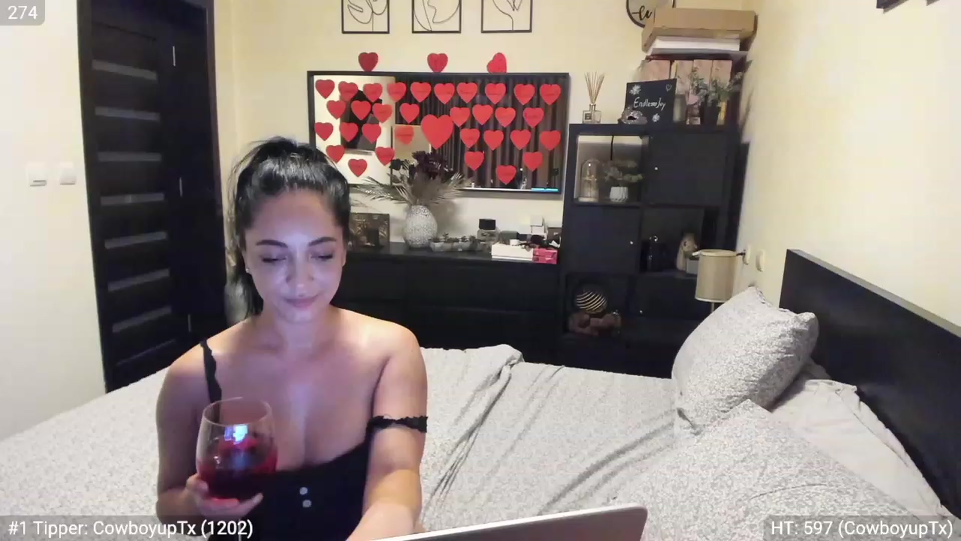 Gallery image thumbnail from EndlesssJoy's myfreecams stream on, 02/03/2023, 10:13 image 19 of 20