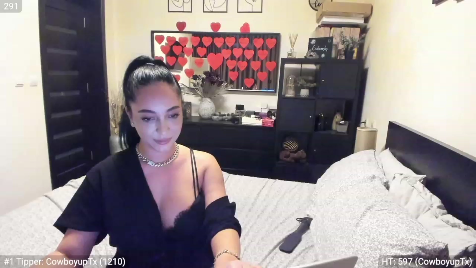 Gallery image thumbnail from EndlesssJoy's myfreecams stream on, 02/04/2023, 05:31 image 9 of 20