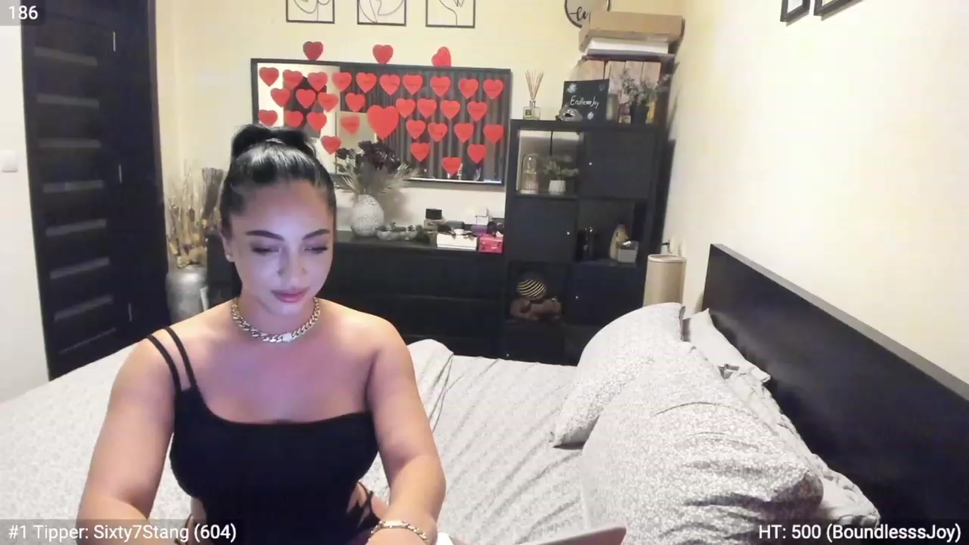 Gallery image thumbnail from EndlesssJoy's myfreecams stream on, 02/05/2023, 04:58 image 1 of 20