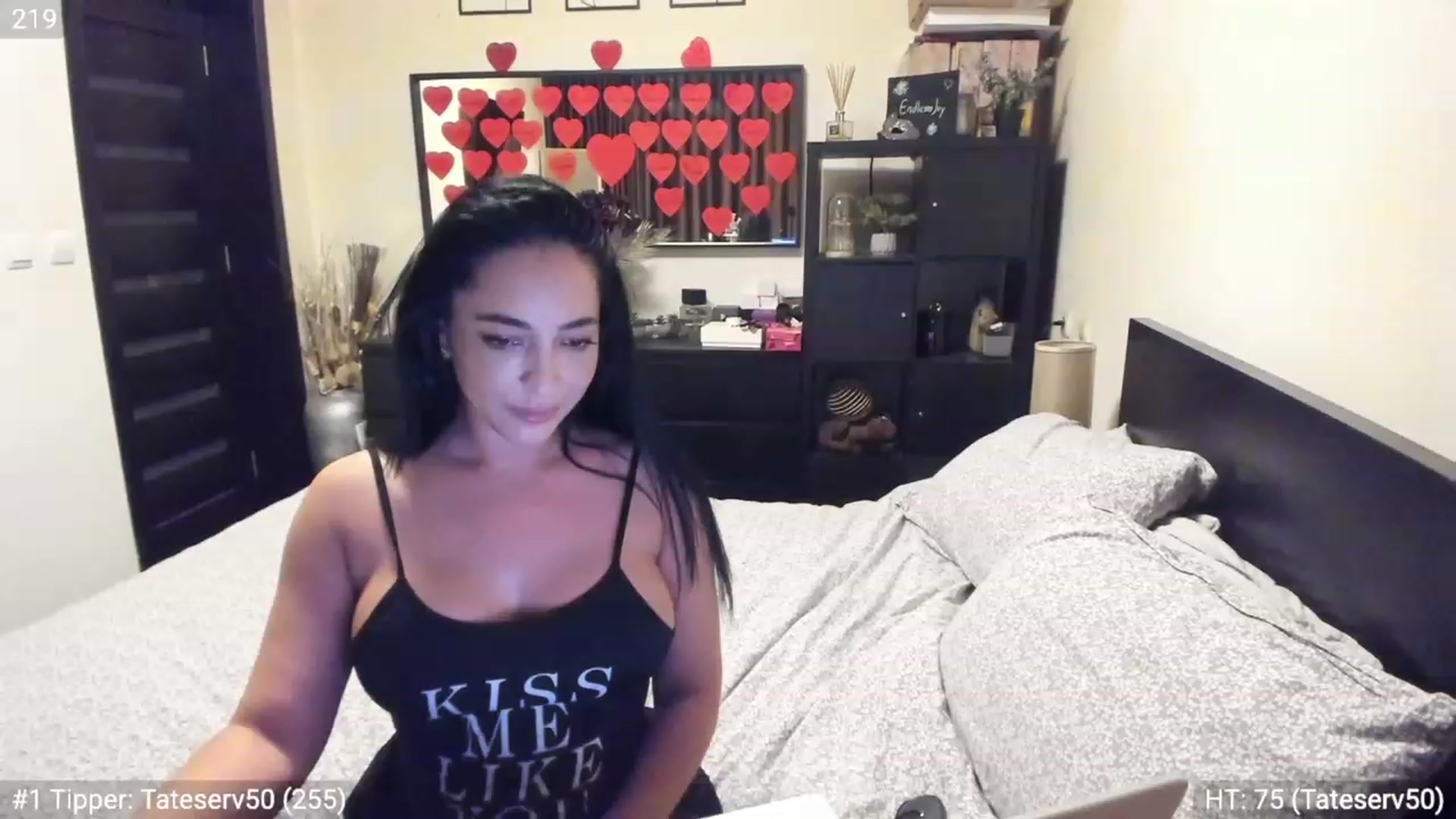 Gallery image thumbnail from EndlesssJoy's myfreecams stream on, 02/06/2023, 01:51 image 17 of 20