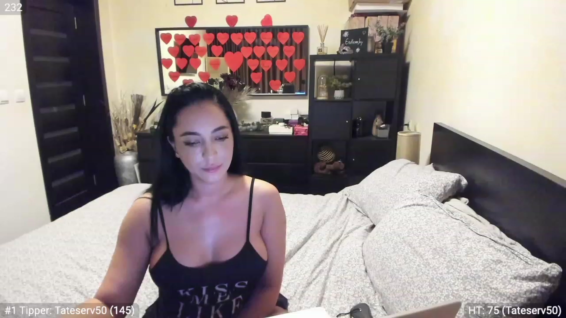 Gallery image thumbnail from EndlesssJoy's myfreecams stream on, 02/06/2023, 01:51 image 7 of 20