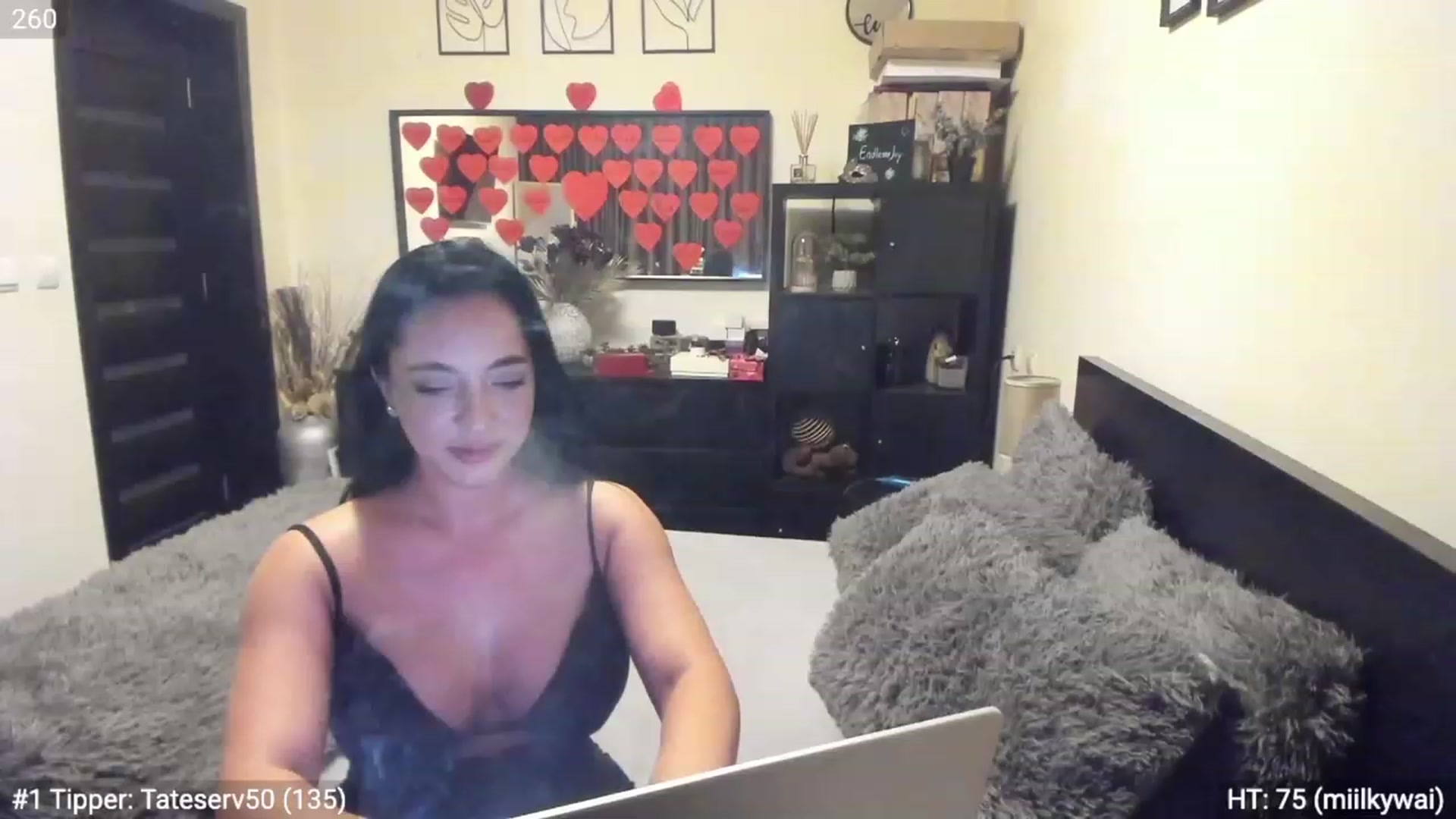 Gallery image thumbnail from EndlesssJoy's myfreecams stream on, 02/13/2023, 03:14 image 14 of 20