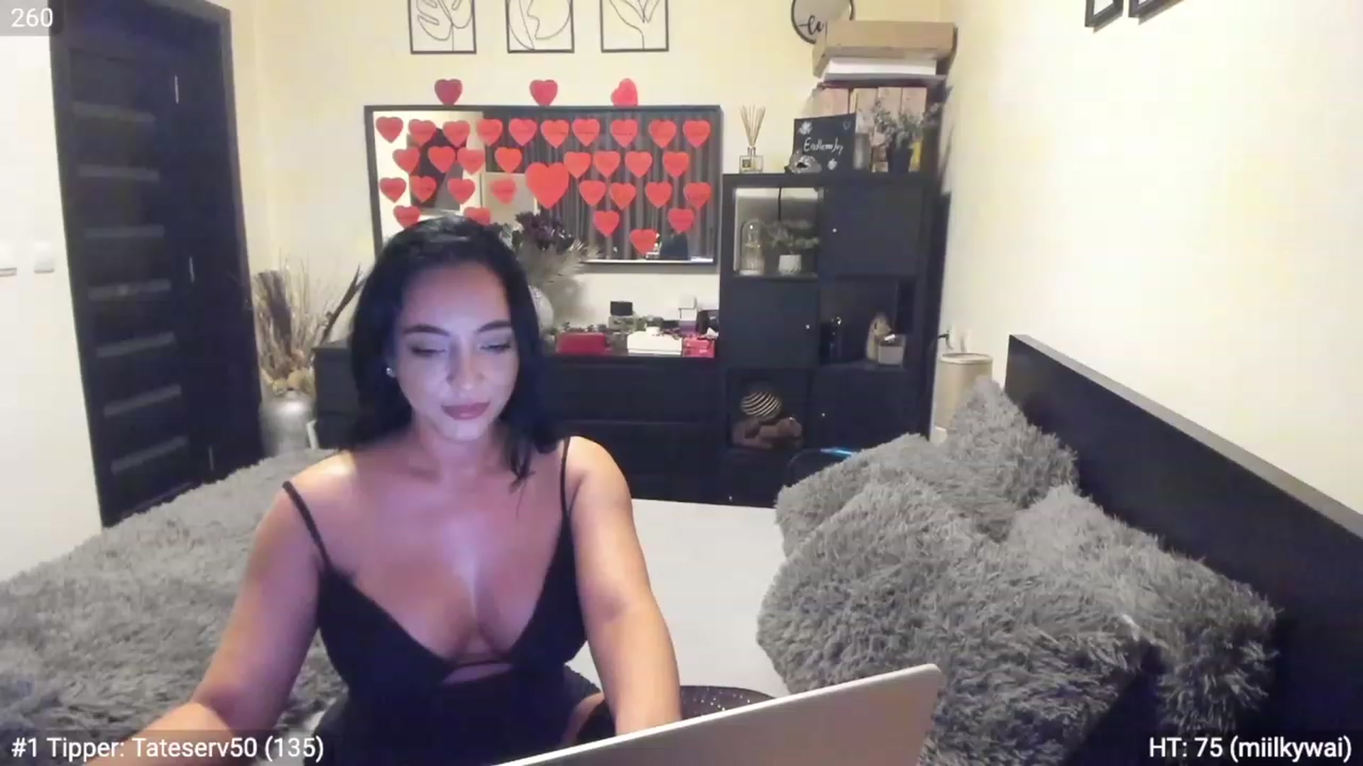 Gallery image thumbnail from EndlesssJoy's myfreecams stream on, 02/13/2023, 03:14 image 11 of 20