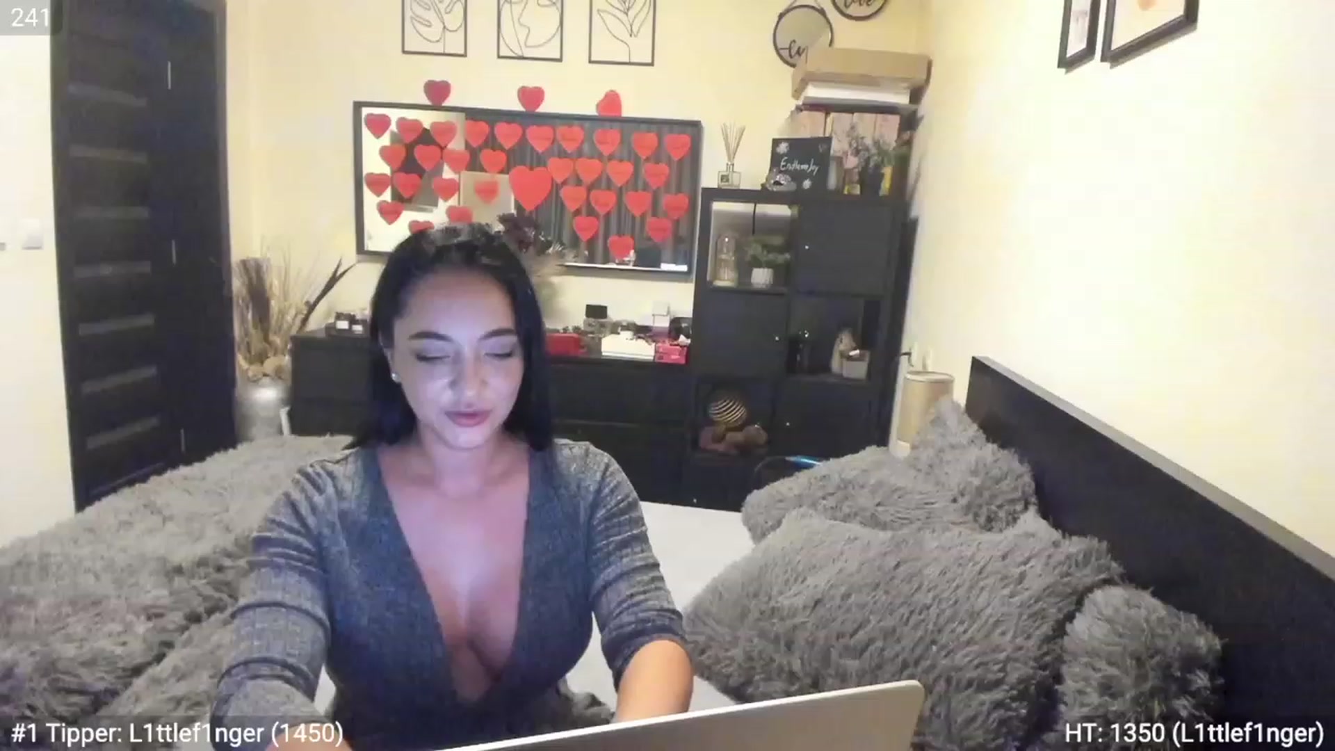 Gallery image thumbnail from EndlesssJoy's myfreecams stream on, 02/13/2023, 05:35 image 12 of 20