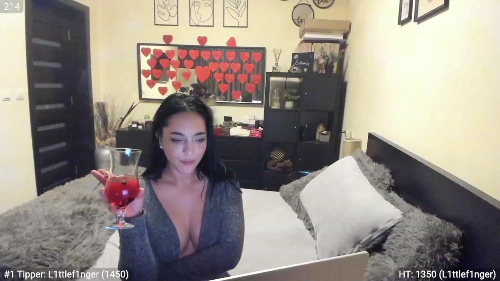 Gallery image thumbnail from EndlesssJoy's myfreecams stream on, 02/13/2023, 06:56 image 10 of 20