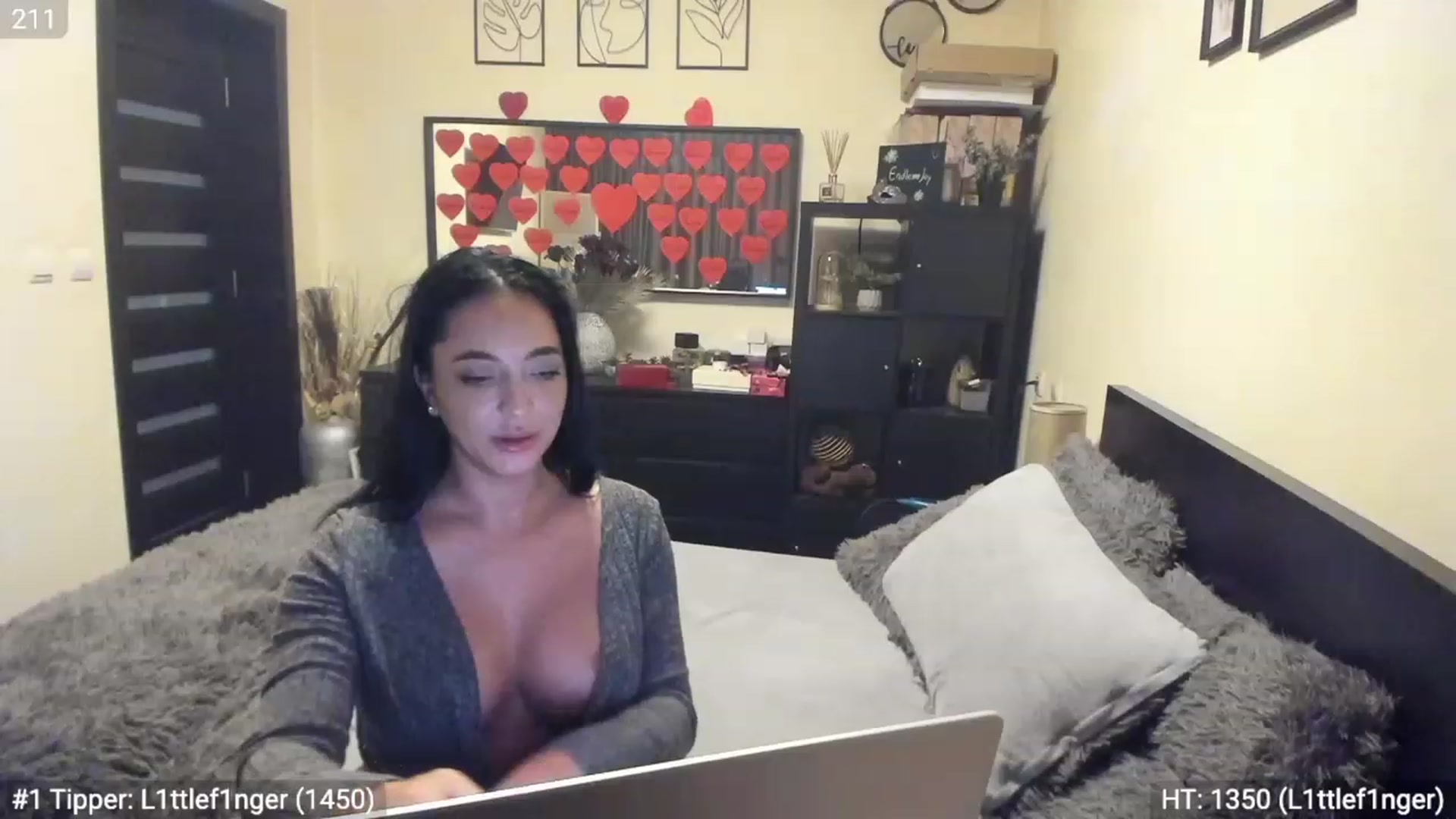 Gallery image thumbnail from EndlesssJoy's myfreecams stream on, 02/13/2023, 07:28 image 20 of 20