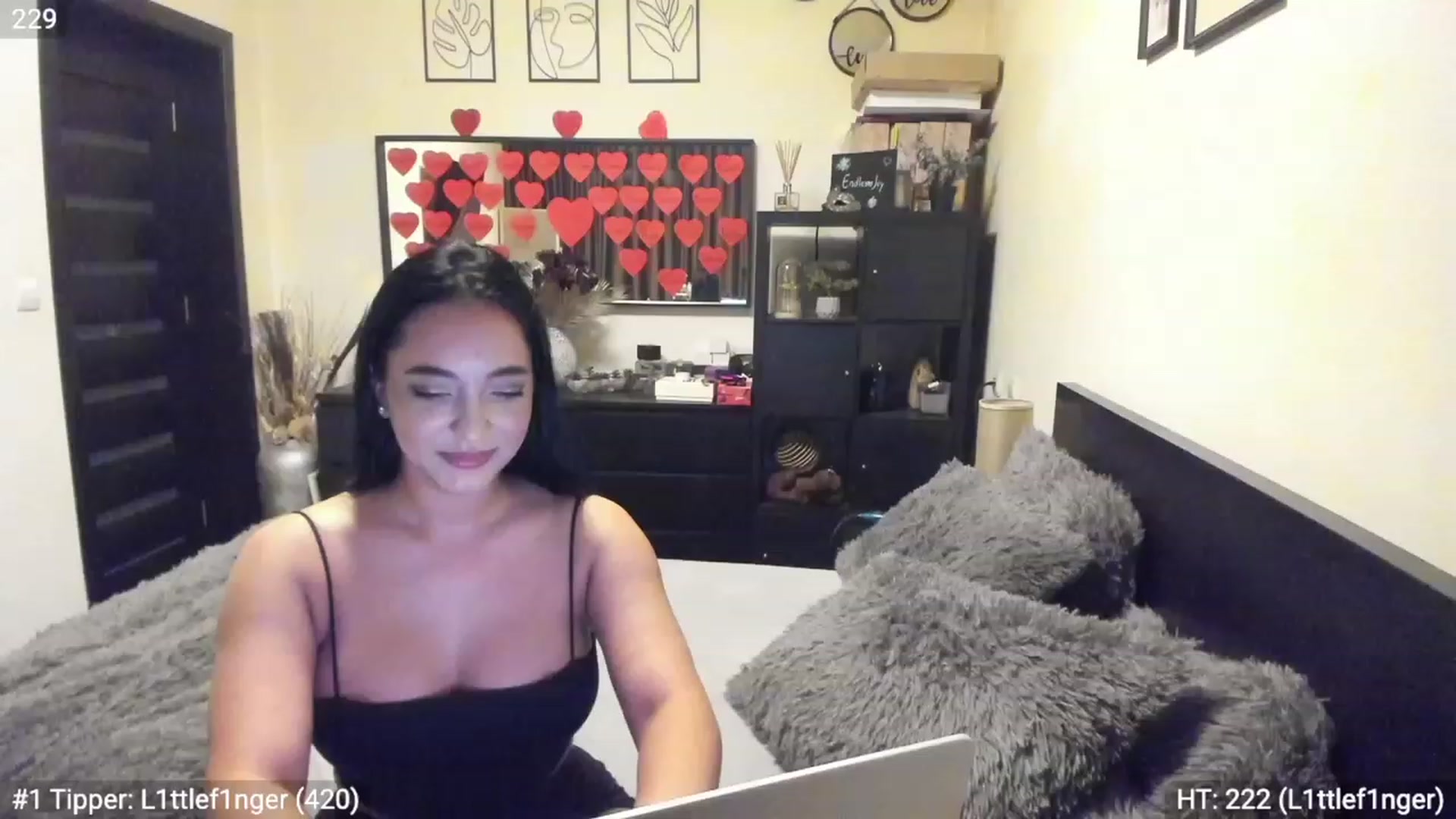 Gallery image thumbnail from EndlesssJoy's myfreecams stream on, 02/14/2023, 04:56 image 6 of 20