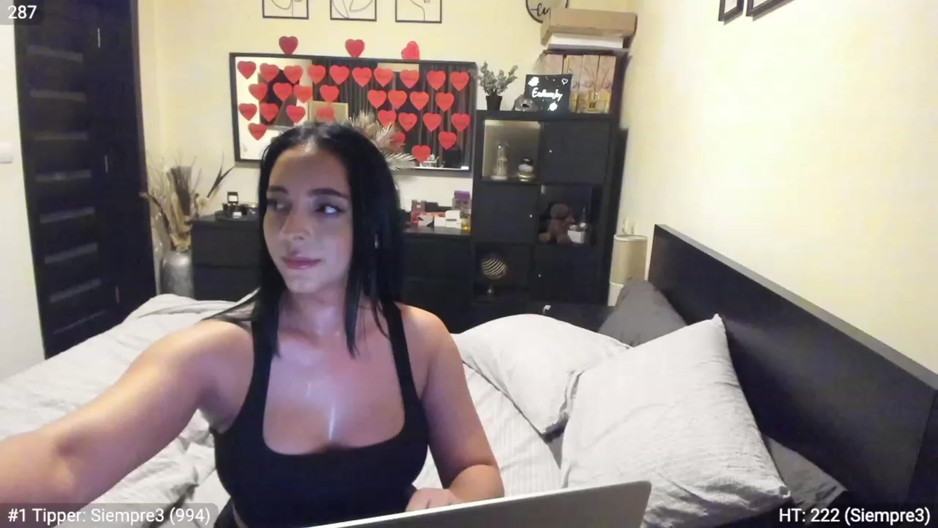 Gallery image thumbnail from EndlesssJoy's myfreecams stream on, 02/17/2023, 02:20 image 19 of 20