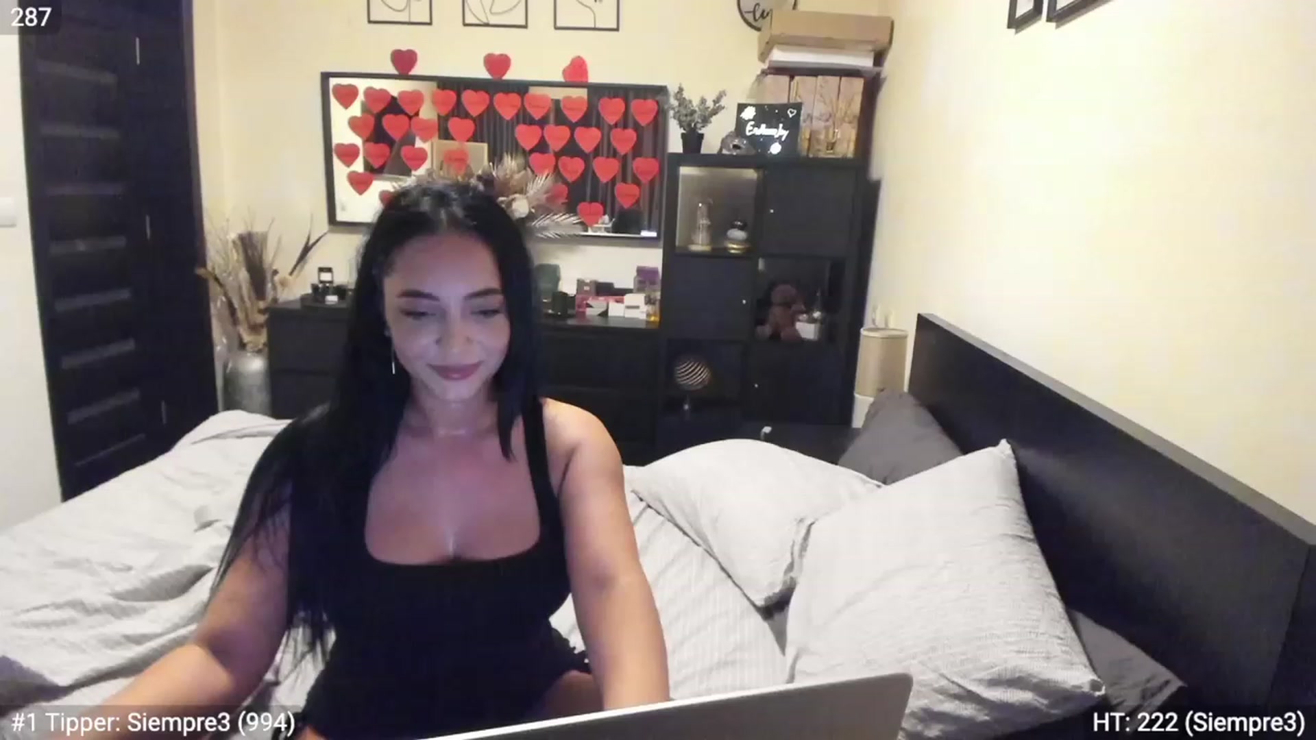 Gallery image thumbnail from EndlesssJoy's myfreecams stream on, 02/17/2023, 02:20 image 20 of 20