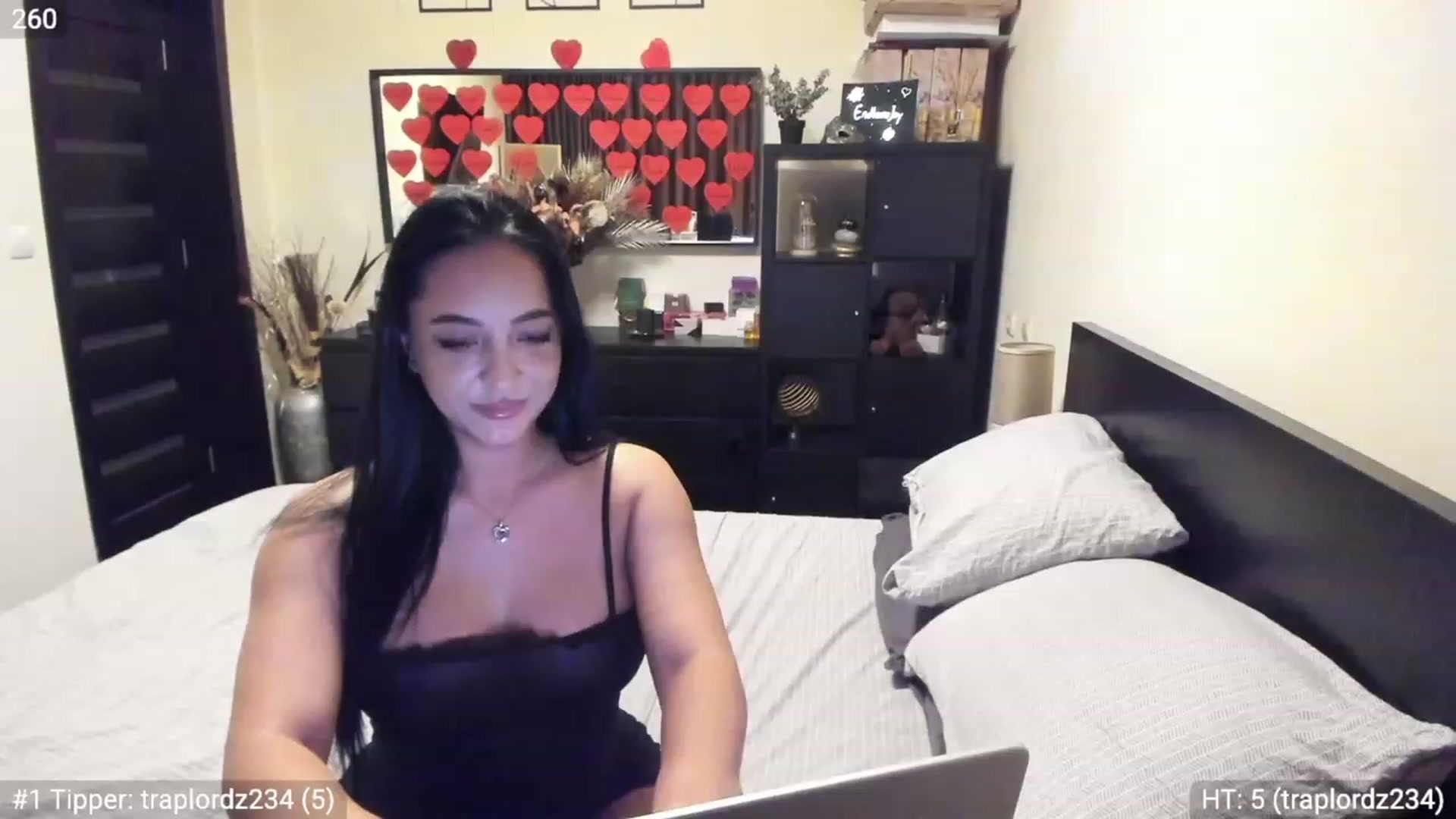 Gallery image thumbnail from EndlesssJoy's myfreecams stream on, 02/19/2023, 03:02 image 15 of 20