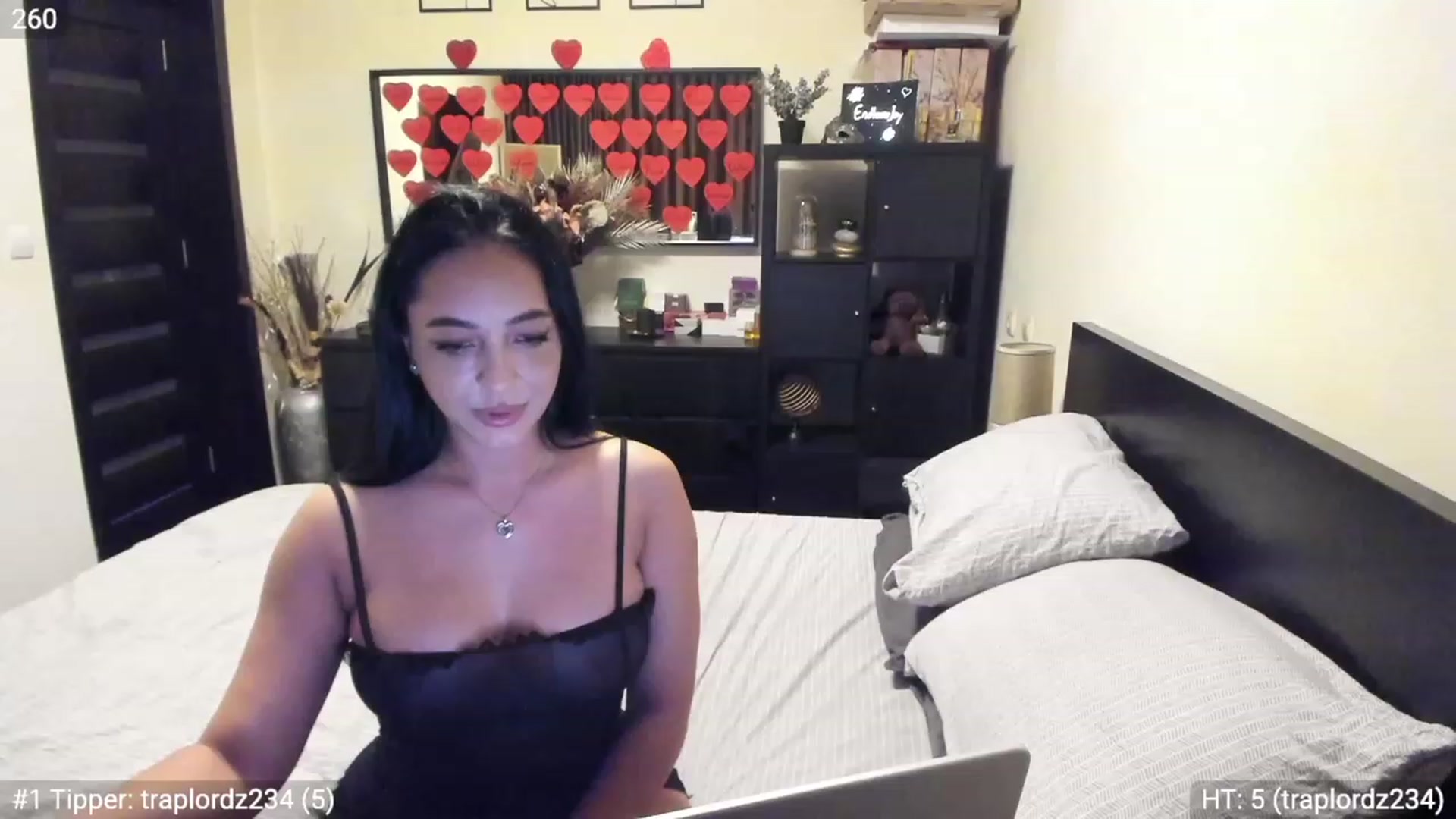 Gallery image thumbnail from EndlesssJoy's myfreecams stream on, 02/19/2023, 03:02 image 14 of 20
