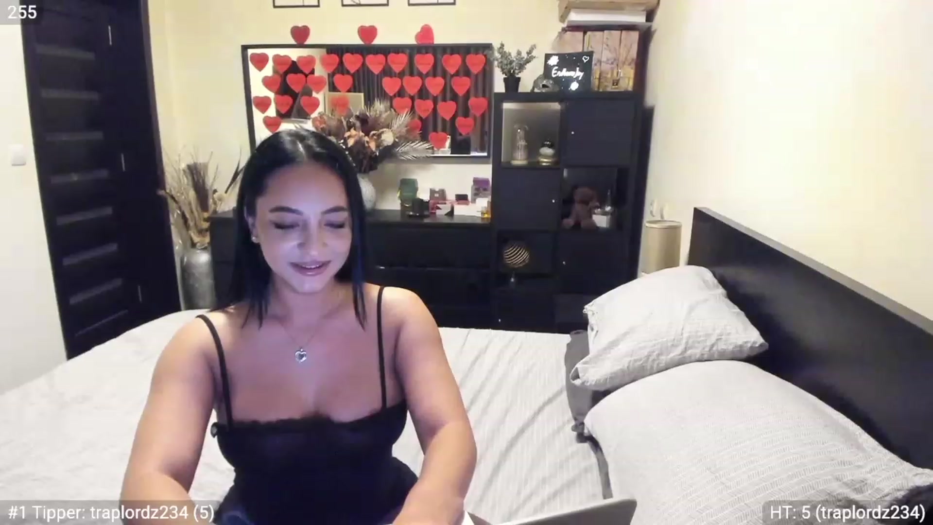 Gallery image thumbnail from EndlesssJoy's myfreecams stream on, 02/19/2023, 03:02 image 17 of 20