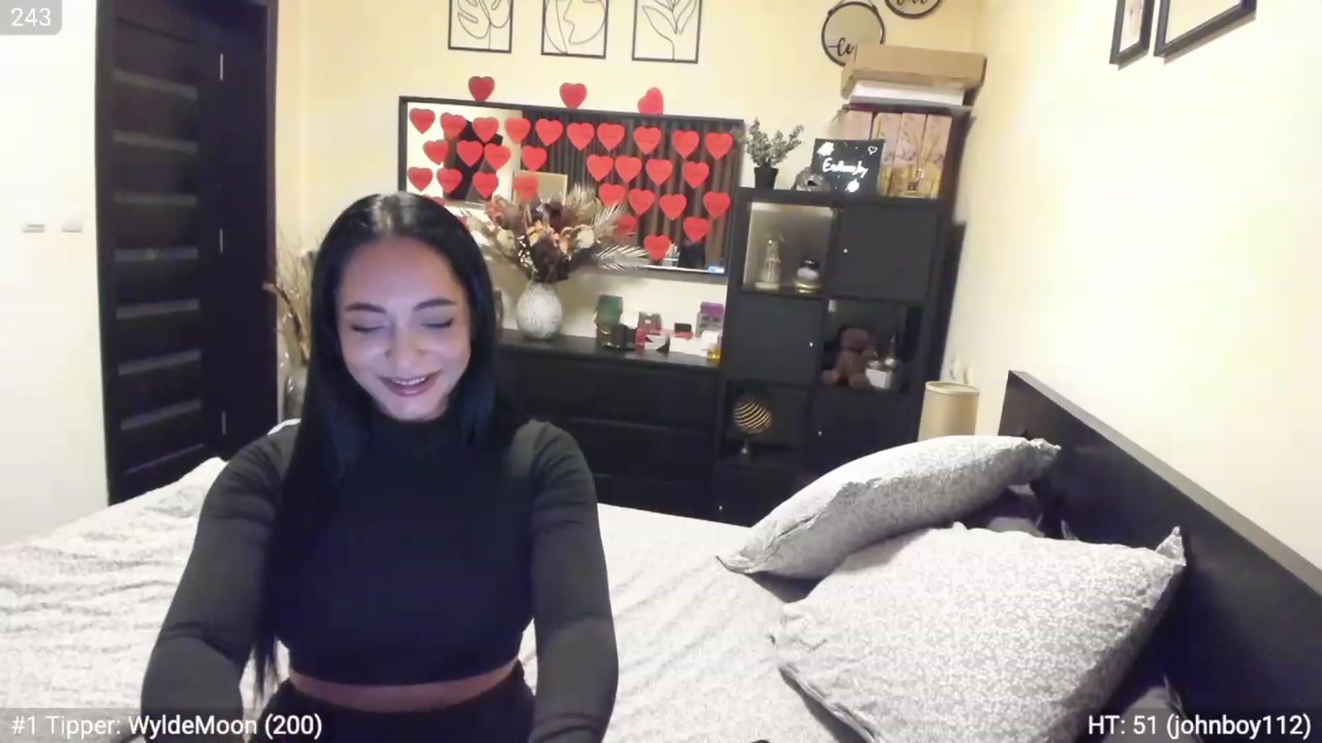 Gallery image thumbnail from EndlesssJoy's myfreecams stream on, 02/20/2023, 02:59 image 14 of 20