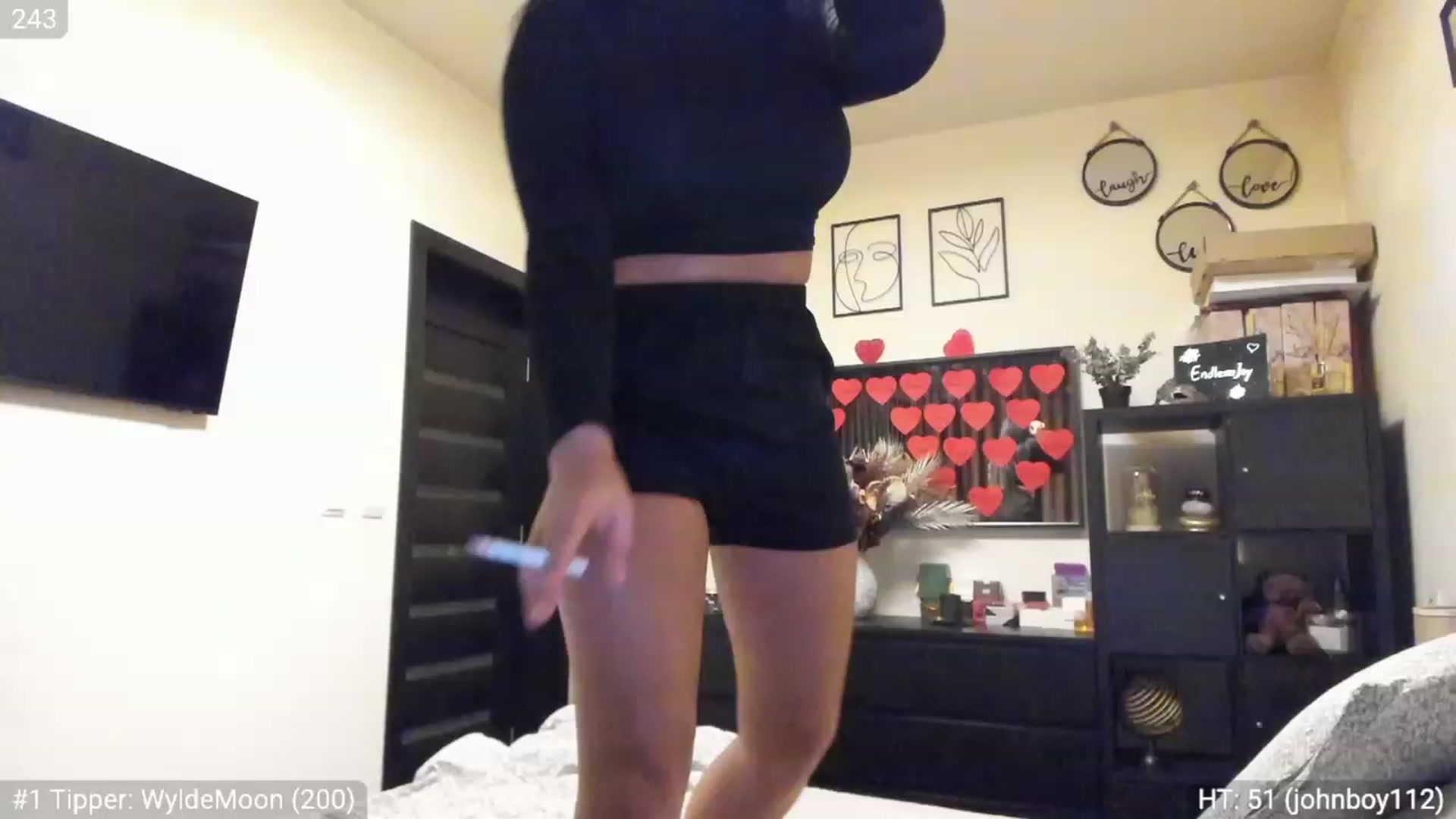 Gallery image thumbnail from EndlesssJoy's myfreecams stream on, 02/20/2023, 02:59 image 1 of 20