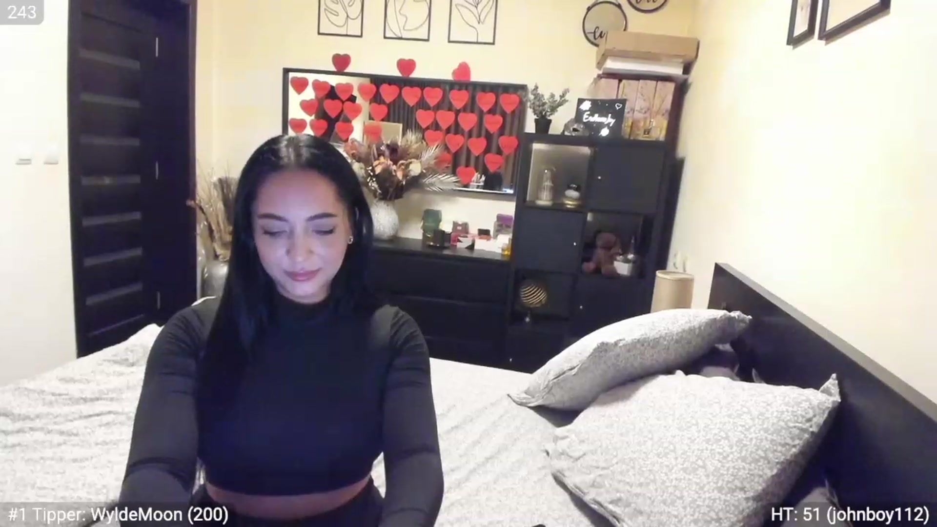 Gallery image thumbnail from EndlesssJoy's myfreecams stream on, 02/20/2023, 02:59 image 17 of 20