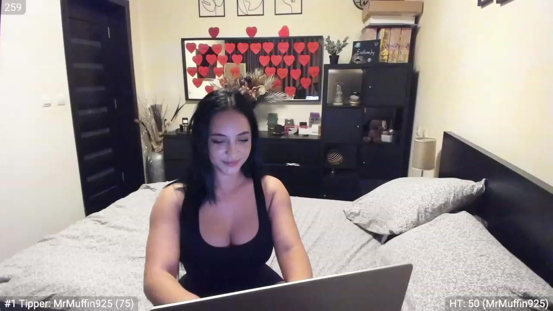 Gallery image thumbnail from EndlesssJoy's myfreecams stream on, 02/23/2023, 04:30 image 17 of 20