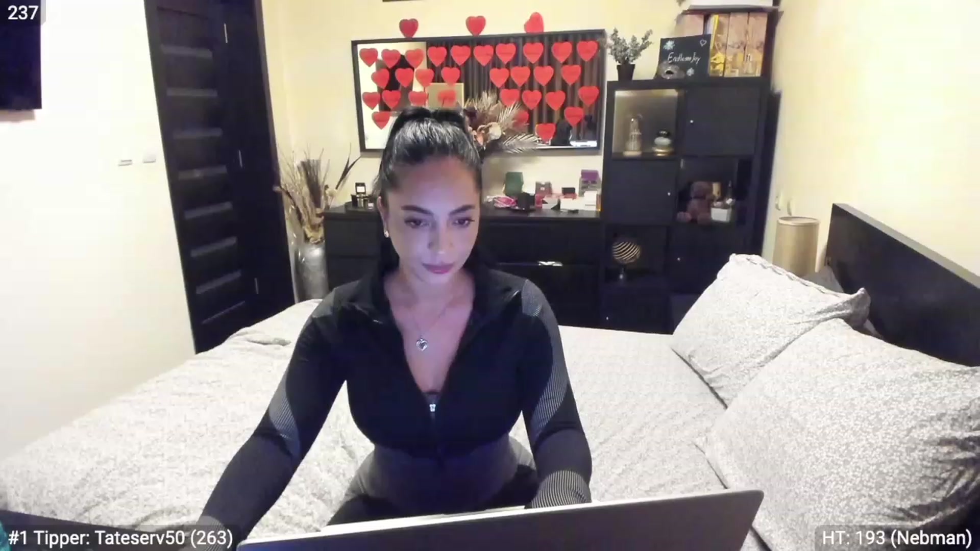 Gallery image thumbnail from EndlesssJoy's myfreecams stream on, 02/24/2023, 02:58 image 16 of 20