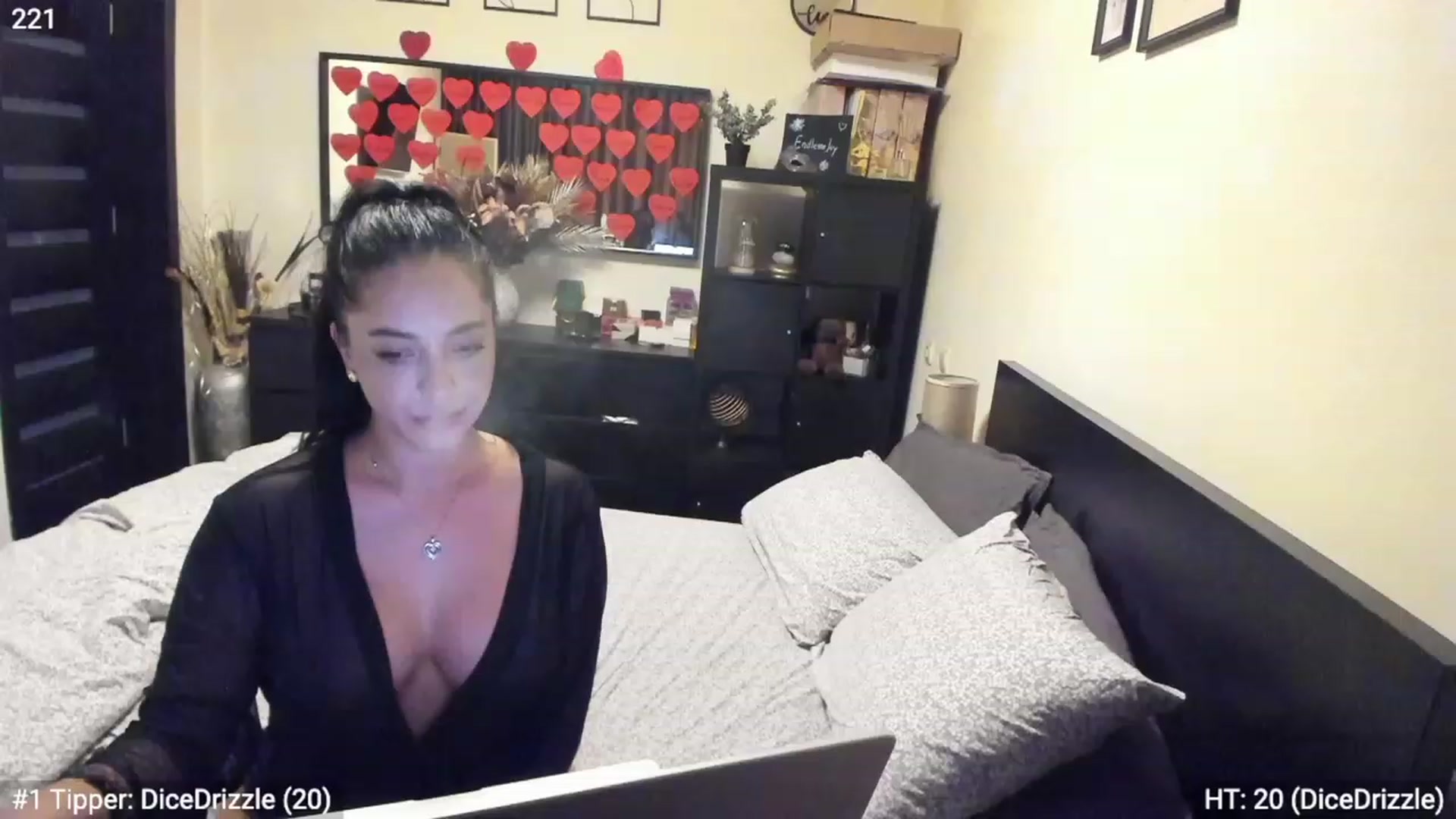 Gallery image thumbnail from EndlesssJoy's myfreecams stream on, 02/24/2023, 08:44 image 19 of 20