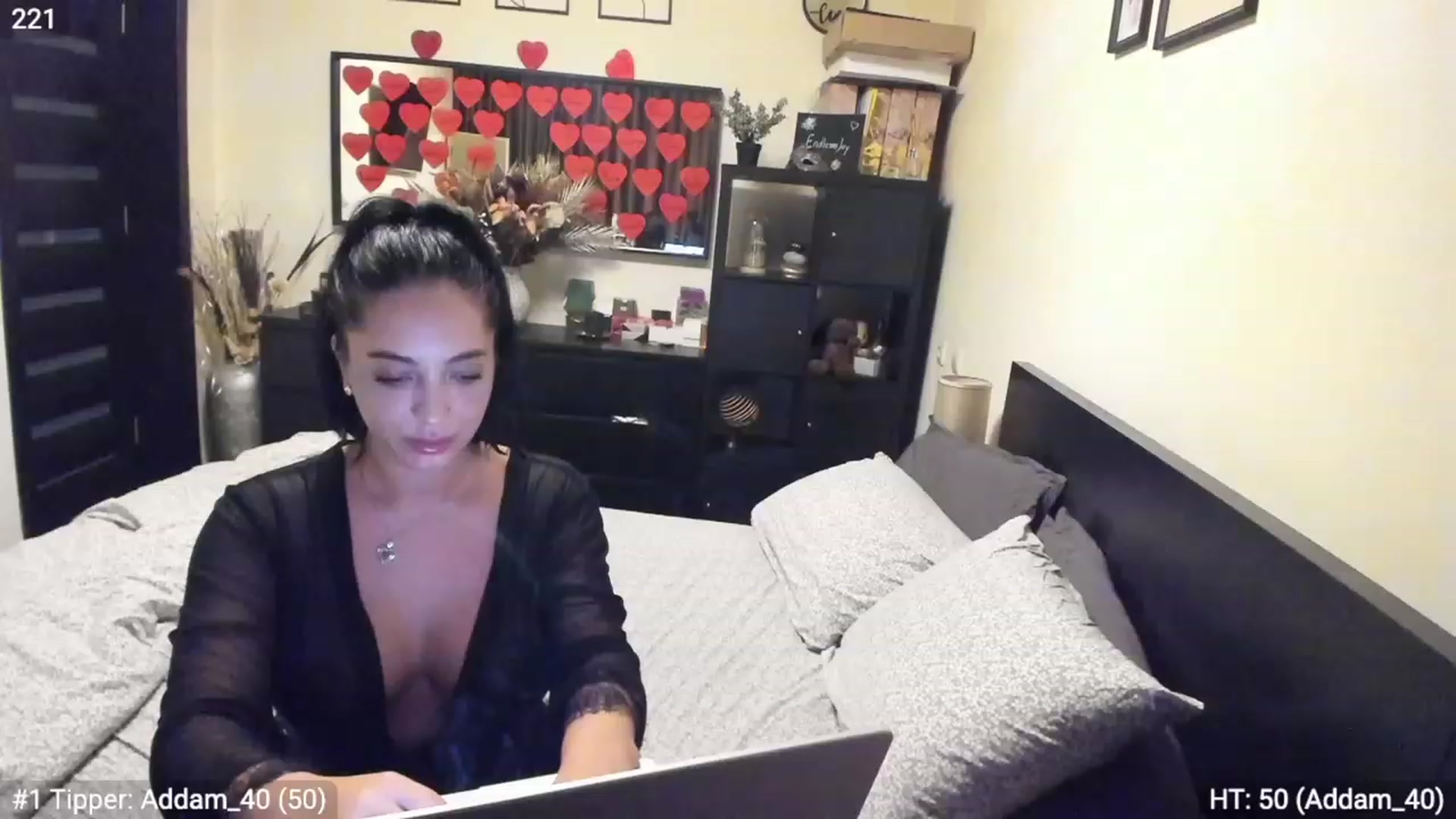 Gallery image thumbnail from EndlesssJoy's myfreecams stream on, 02/24/2023, 08:56 image 18 of 20