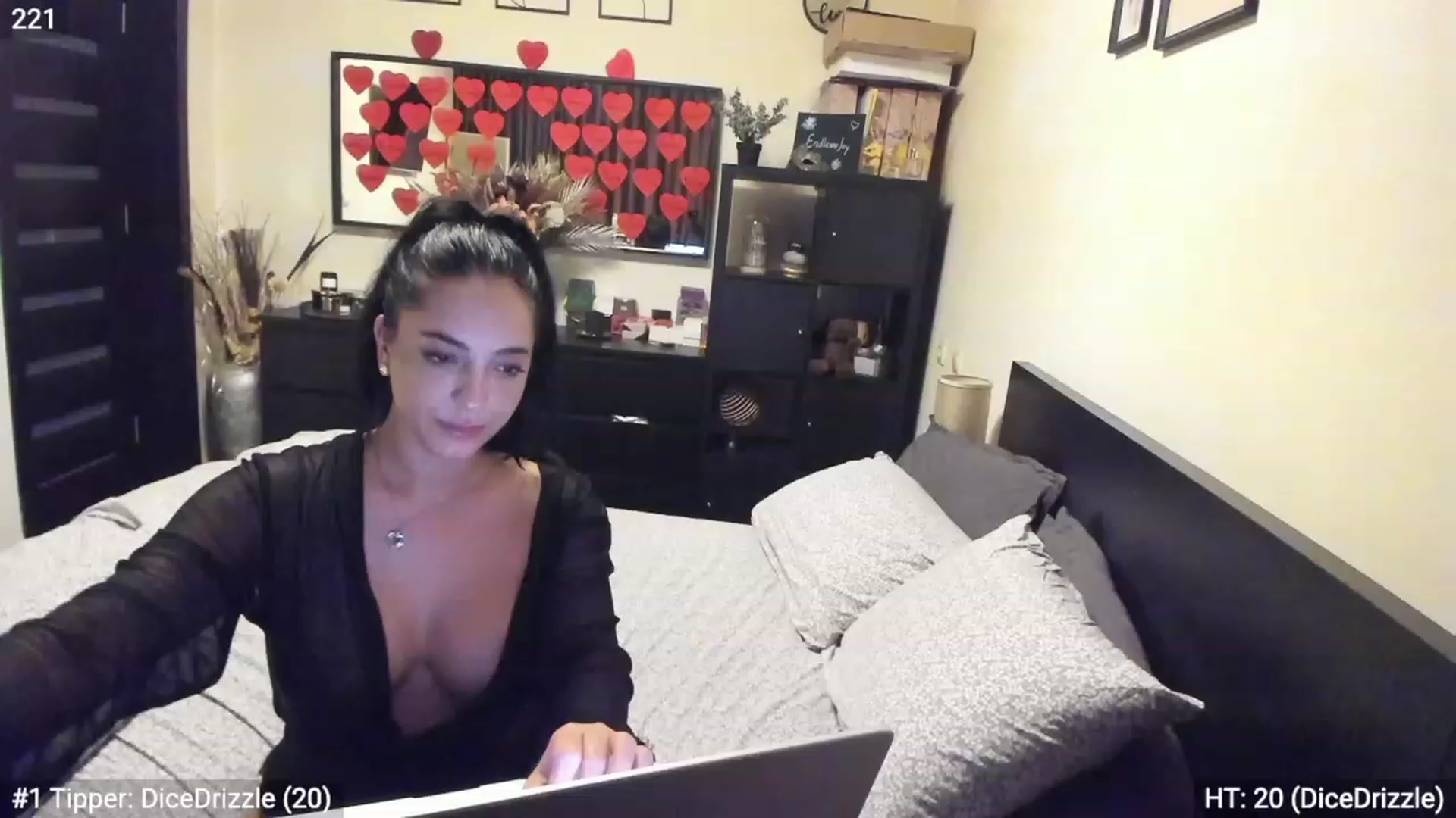 Gallery image thumbnail from EndlesssJoy's myfreecams stream on, 02/24/2023, 08:56 image 14 of 20