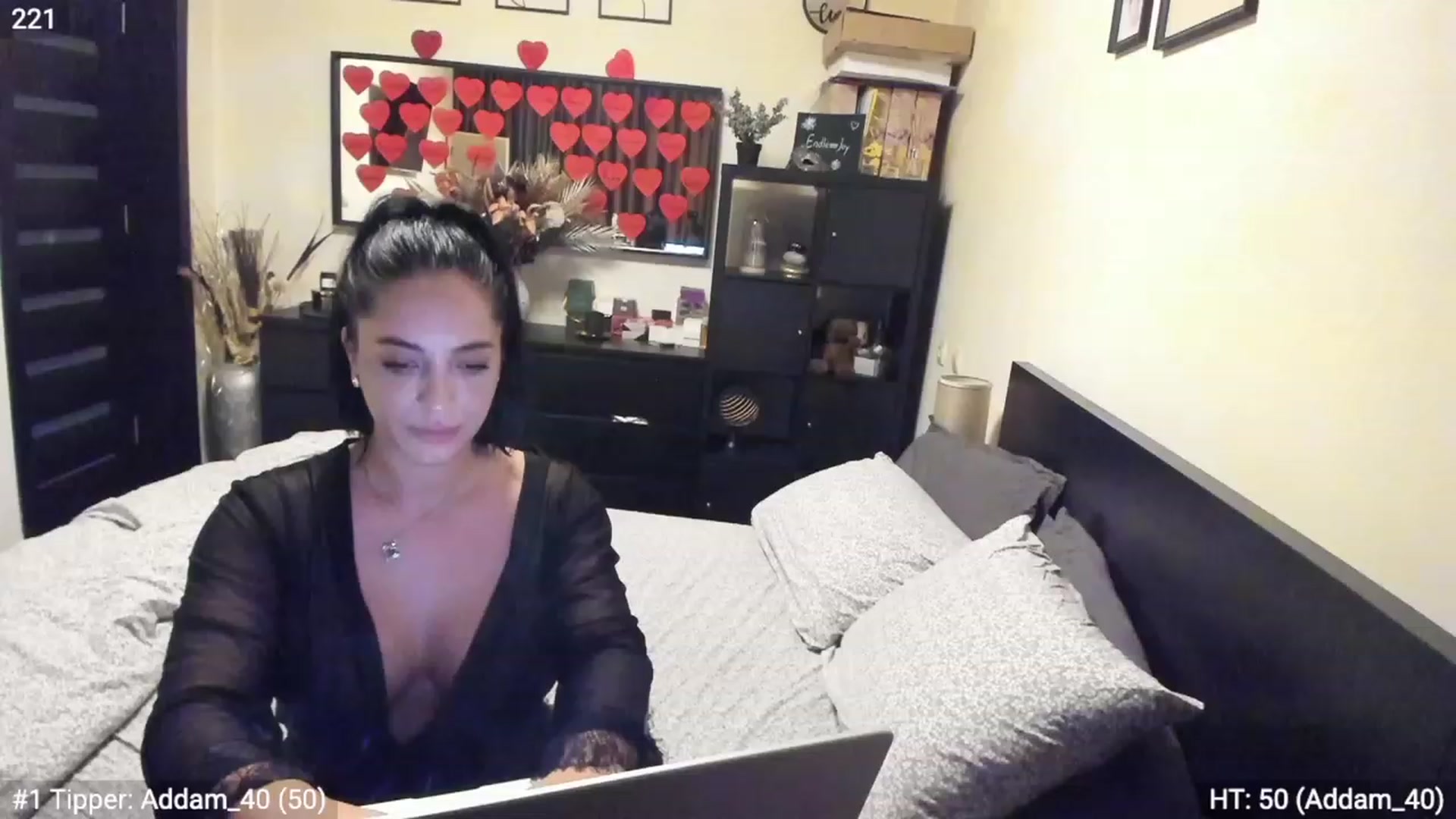 Gallery image thumbnail from EndlesssJoy's myfreecams stream on, 02/24/2023, 08:56 image 19 of 20