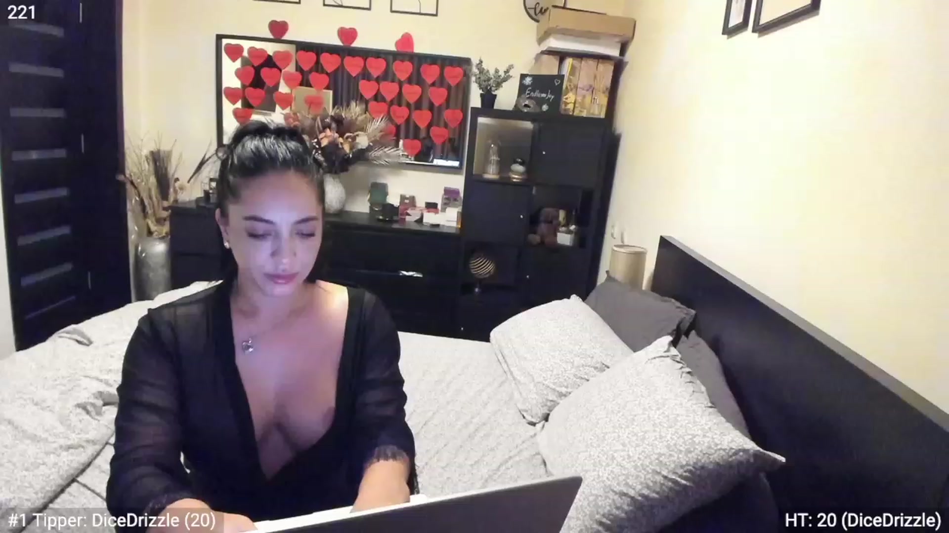 Gallery image thumbnail from EndlesssJoy's myfreecams stream on, 02/24/2023, 08:56 image 4 of 20