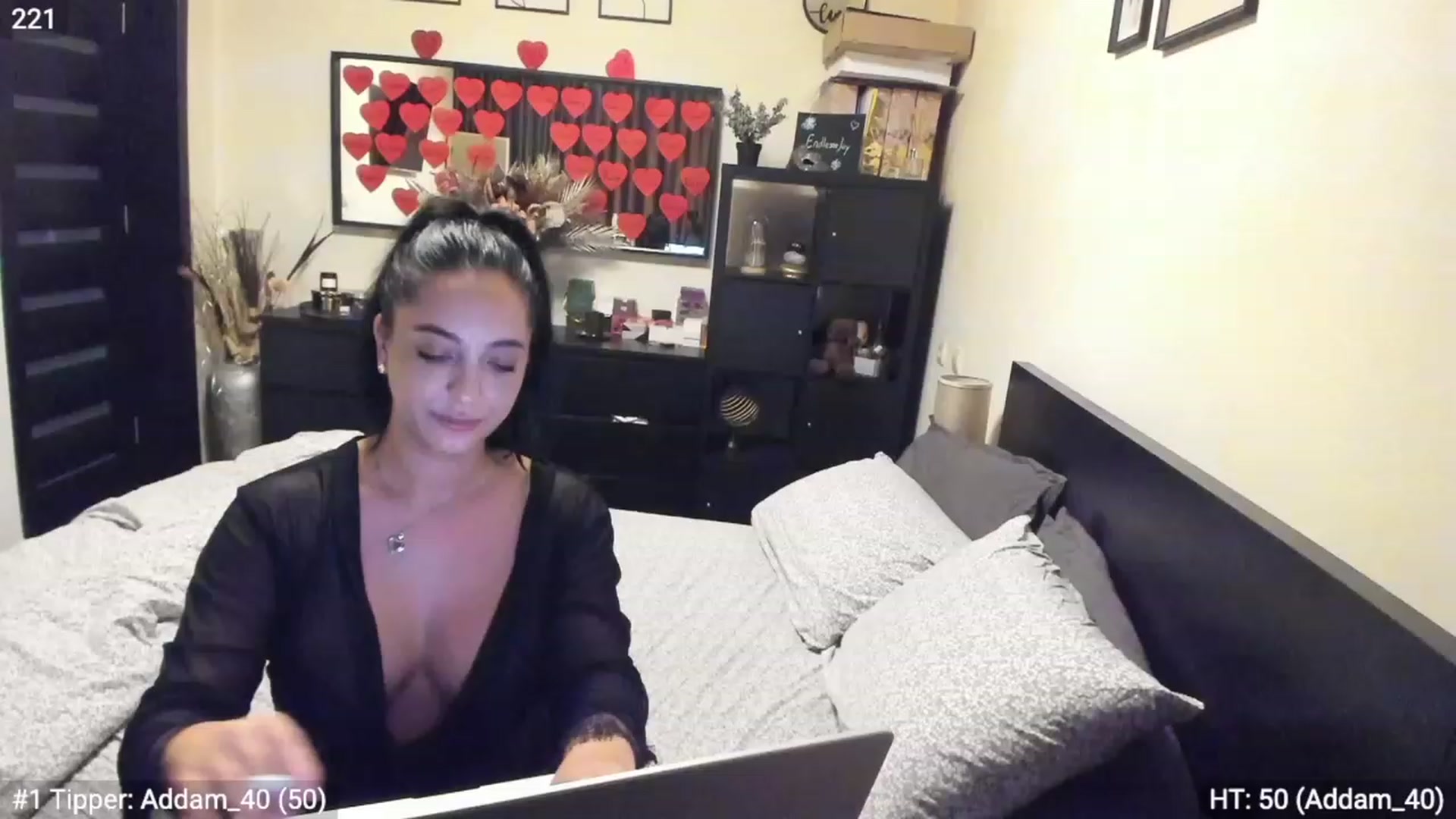 Gallery image thumbnail from EndlesssJoy's myfreecams stream on, 02/24/2023, 08:56 image 17 of 20