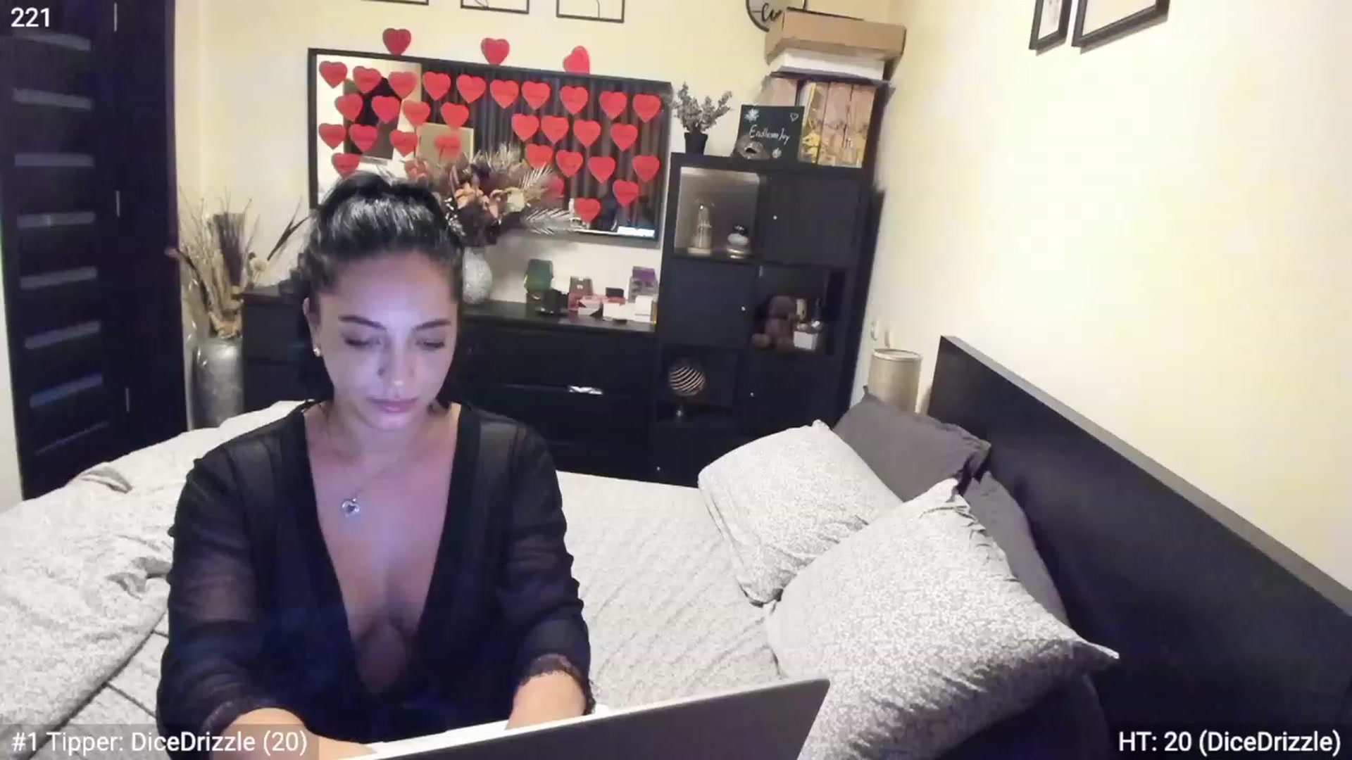 Gallery image thumbnail from EndlesssJoy's myfreecams stream on, 02/24/2023, 08:56 image 9 of 20