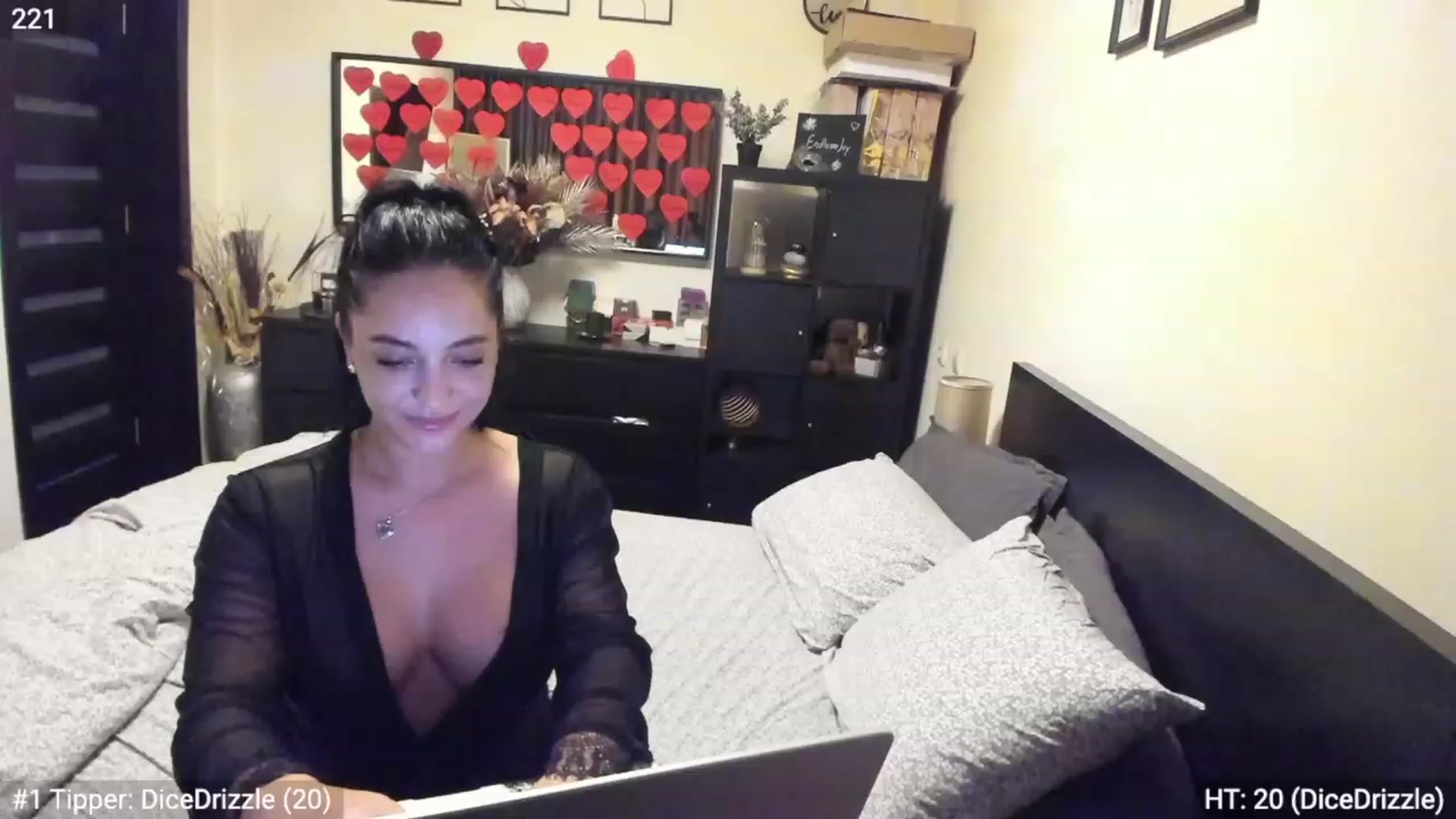 Gallery image thumbnail from EndlesssJoy's myfreecams stream on, 02/24/2023, 08:56 image 5 of 20