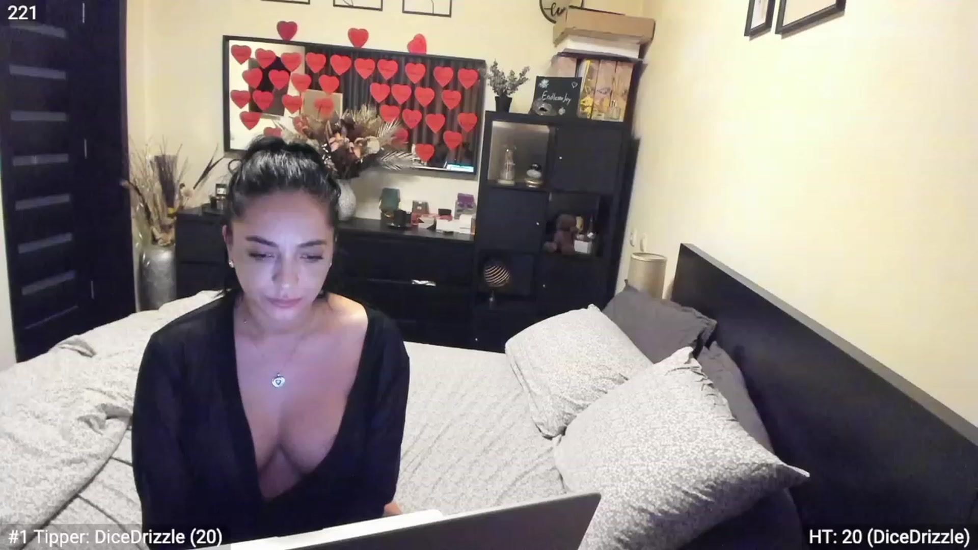 Gallery image thumbnail from EndlesssJoy's myfreecams stream on, 02/24/2023, 08:56 image 1 of 20