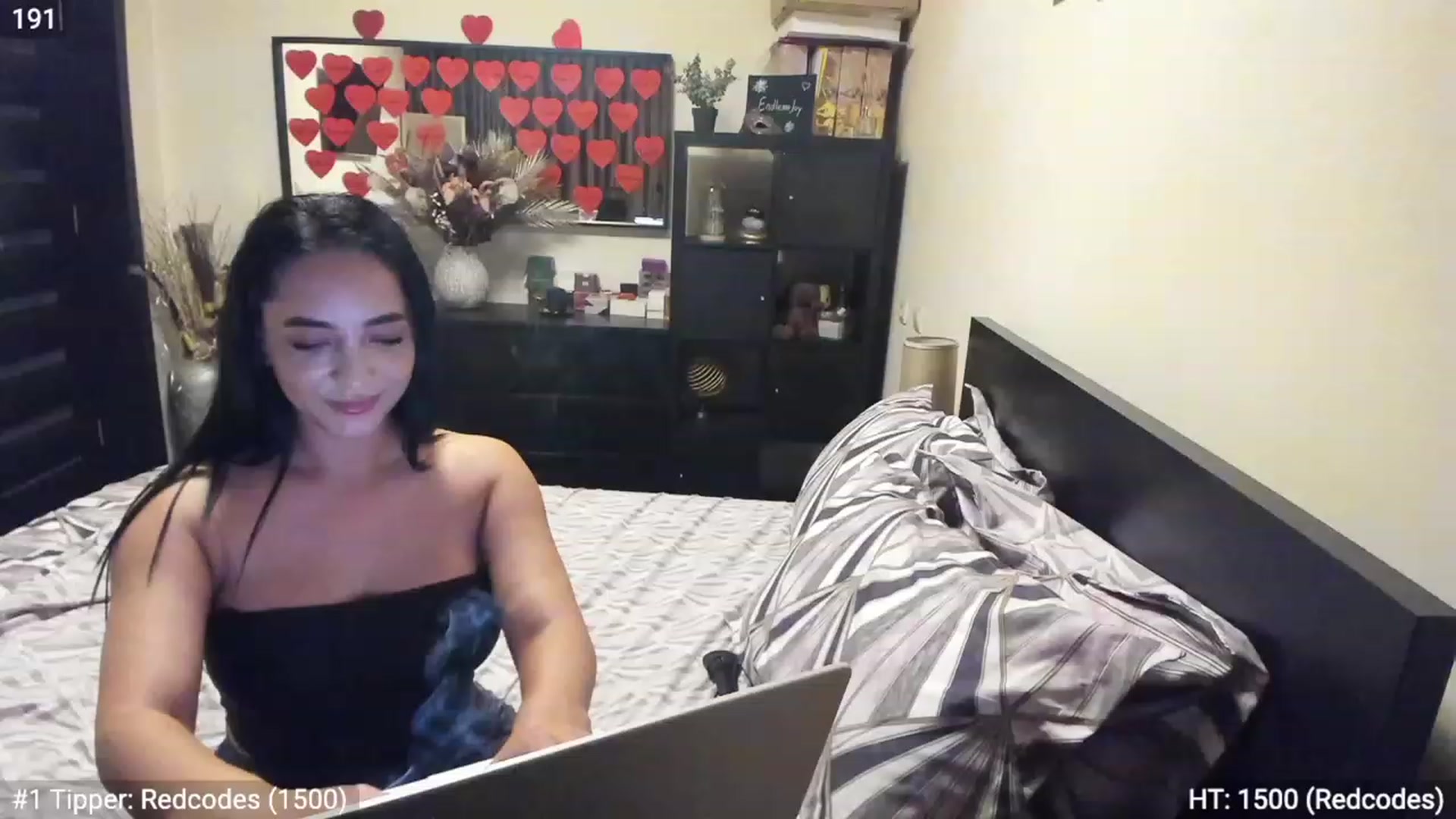 Gallery image thumbnail from EndlesssJoy's myfreecams stream on, 02/27/2023, 04:57 image 11 of 20