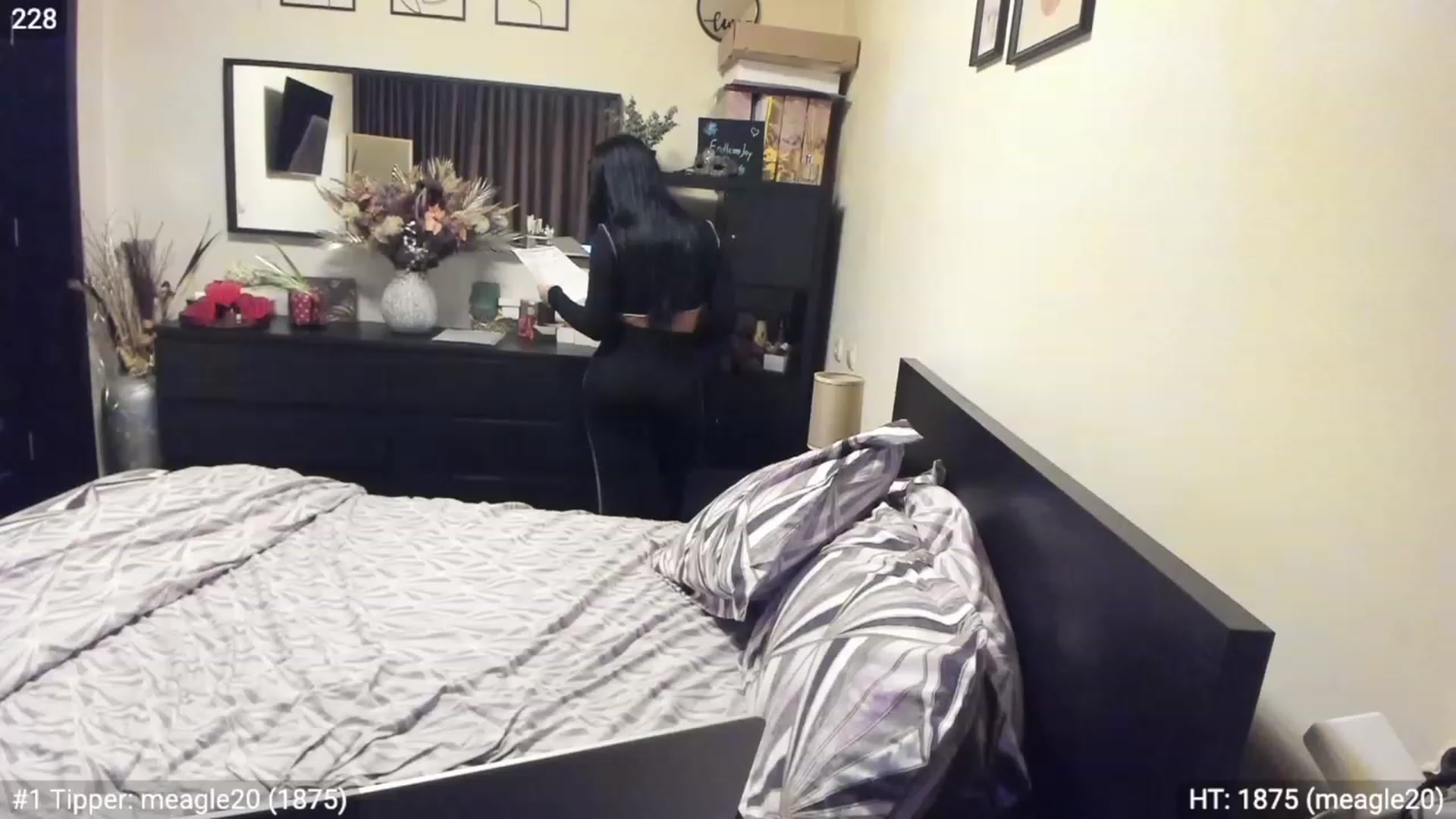 Gallery image thumbnail from EndlesssJoy's myfreecams stream on, 03/03/2023, 08:04 image 10 of 20