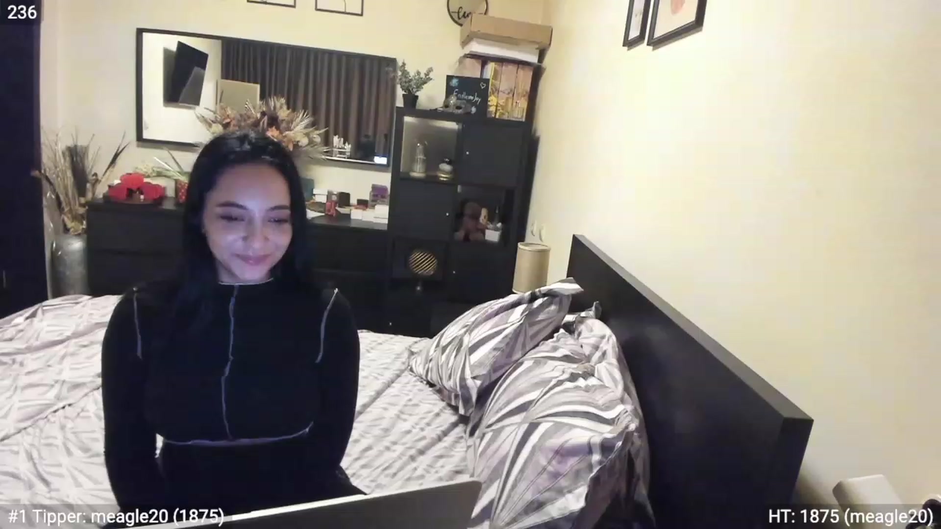 Gallery image thumbnail from EndlesssJoy's myfreecams stream on, 03/03/2023, 08:53 image 12 of 20
