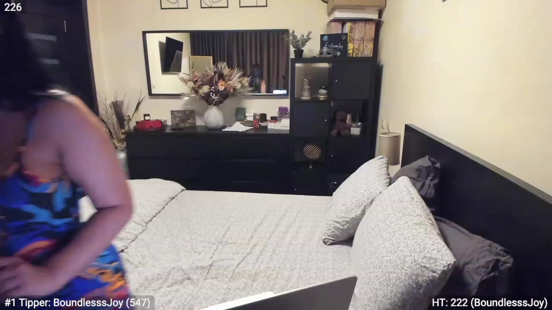 Gallery image thumbnail from EndlesssJoy's myfreecams stream on, 03/04/2023, 08:10 image 14 of 20