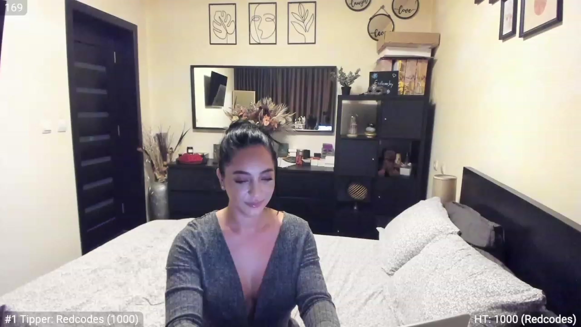 Gallery image thumbnail from EndlesssJoy's myfreecams stream on, 03/05/2023, 04:06 image 14 of 20