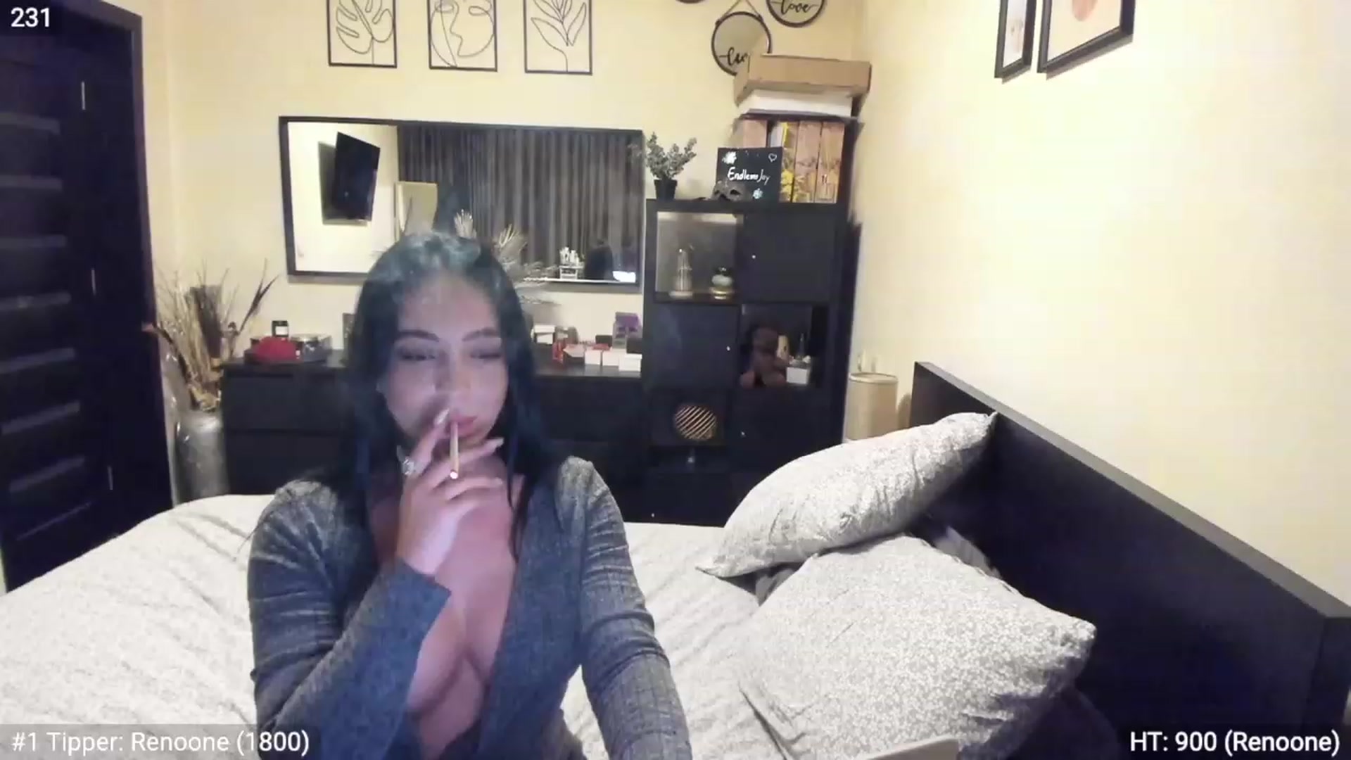 Gallery image thumbnail from EndlesssJoy's myfreecams stream on, 03/10/2023, 05:27 image 11 of 20