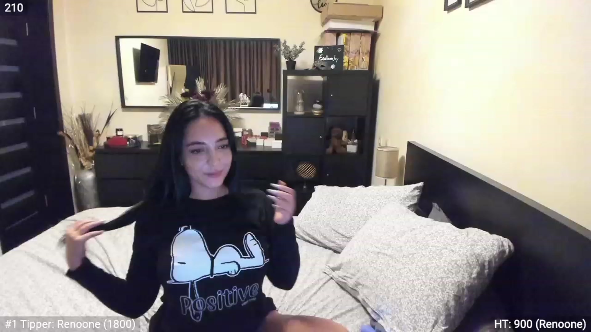 Gallery image thumbnail from EndlesssJoy's myfreecams stream on, 03/10/2023, 07:30 image 9 of 20