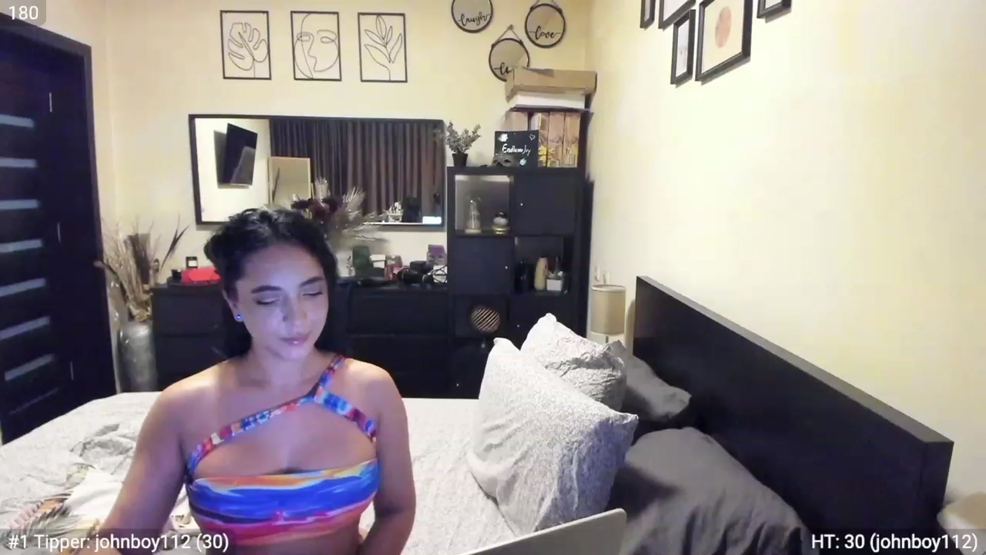 Gallery image thumbnail from EndlesssJoy's myfreecams stream on, 03/18/2023, 08:50 image 5 of 20