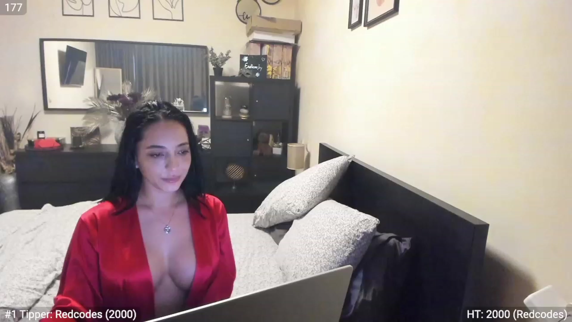 Gallery image thumbnail from EndlesssJoy's myfreecams stream on, 03/19/2023, 09:38 image 9 of 20