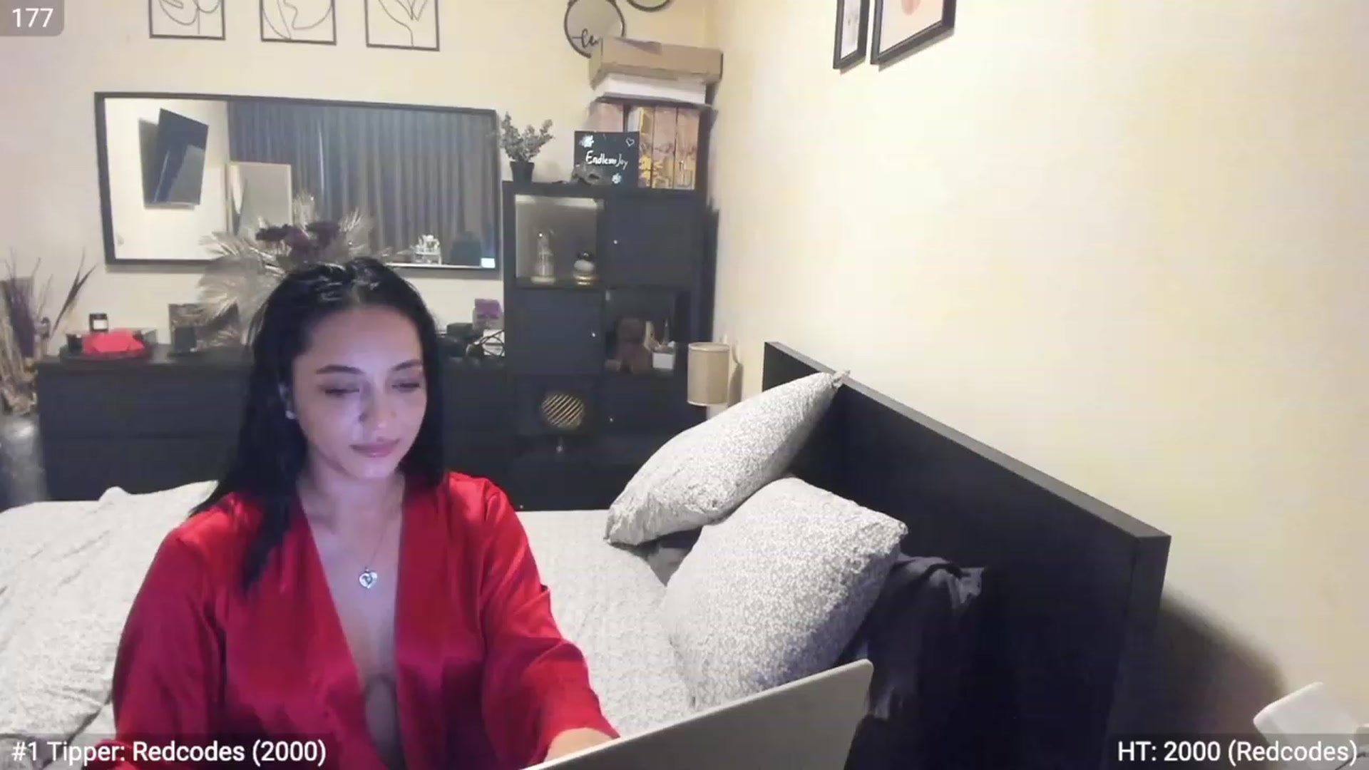 Gallery image thumbnail from EndlesssJoy's myfreecams stream on, 03/19/2023, 09:38 image 8 of 20