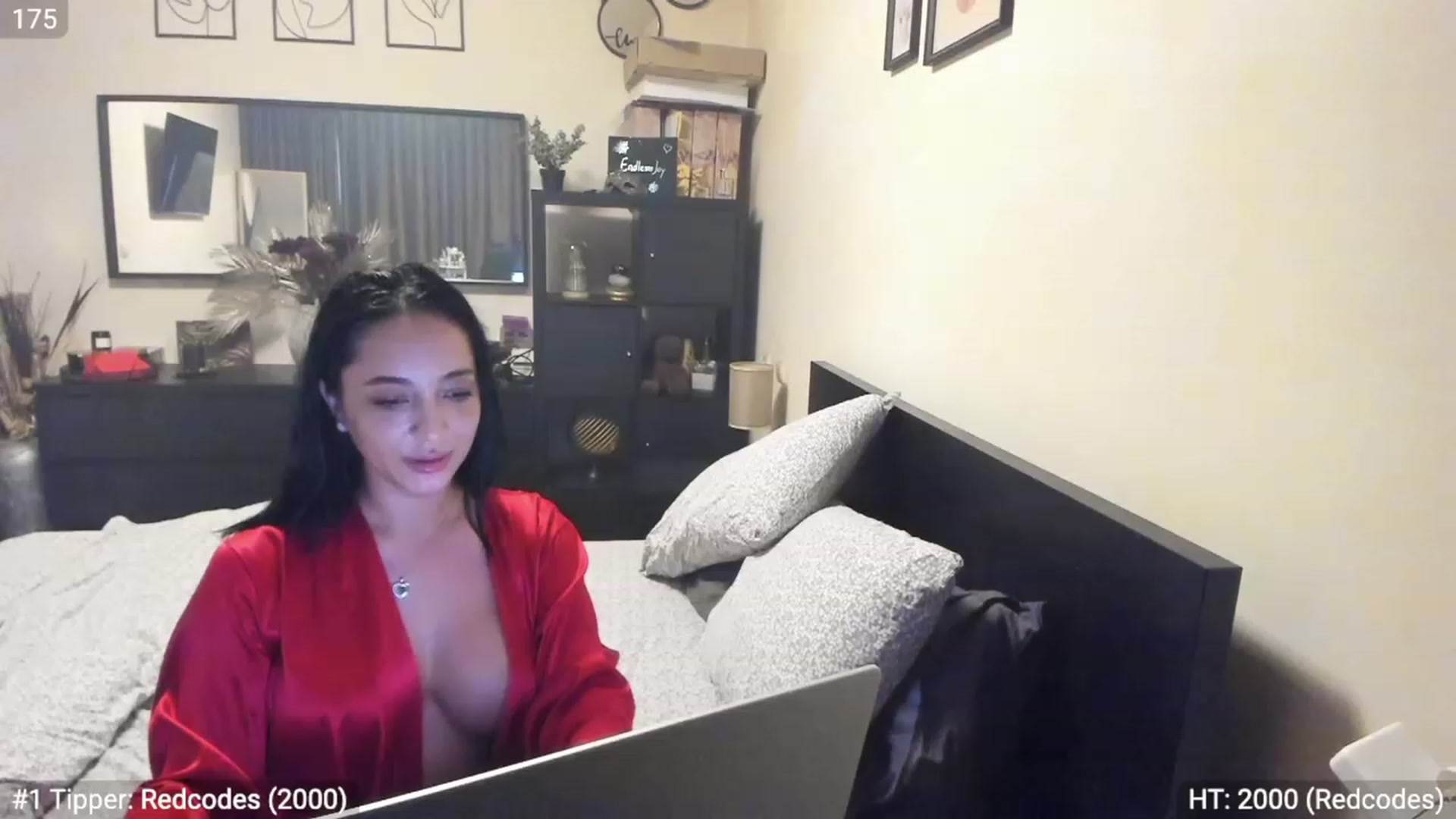 Gallery image thumbnail from EndlesssJoy's myfreecams stream on, 03/19/2023, 09:38 image 16 of 20