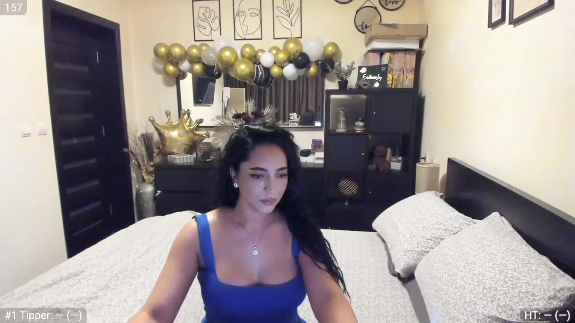 Gallery image thumbnail from EndlesssJoy's myfreecams stream on, 03/22/2023, 01:11 image 13 of 20