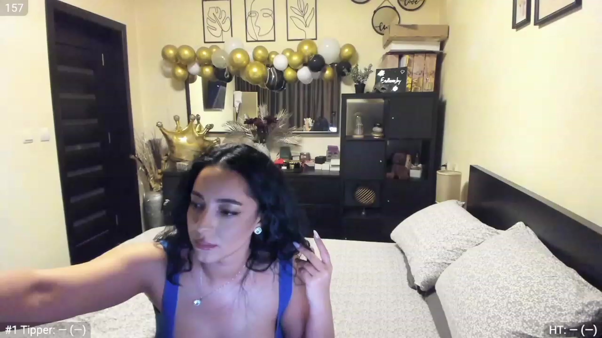 Gallery image thumbnail from EndlesssJoy's myfreecams stream on, 03/22/2023, 01:11 image 6 of 20