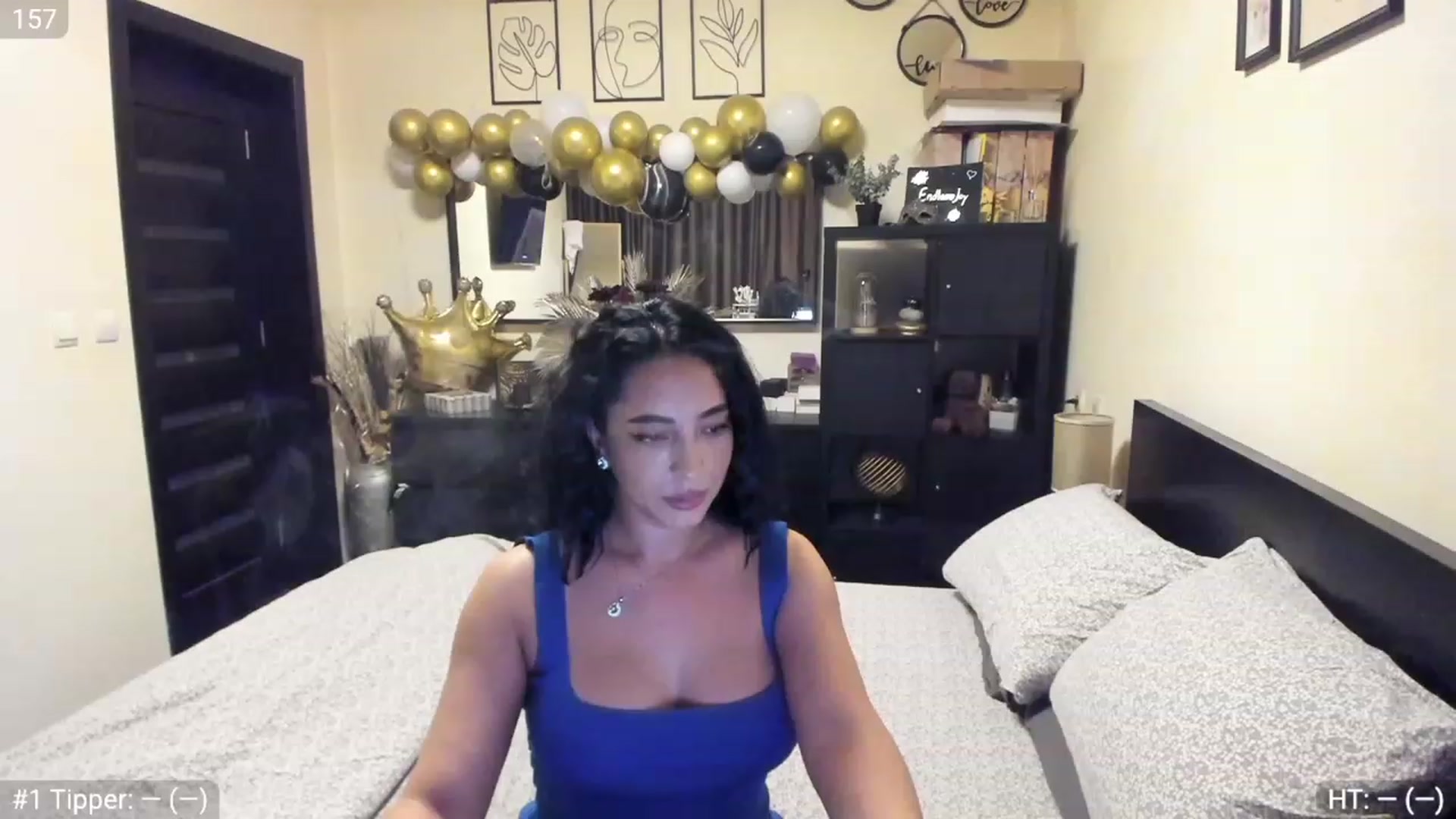 Gallery image thumbnail from EndlesssJoy's myfreecams stream on, 03/22/2023, 01:11 image 8 of 20
